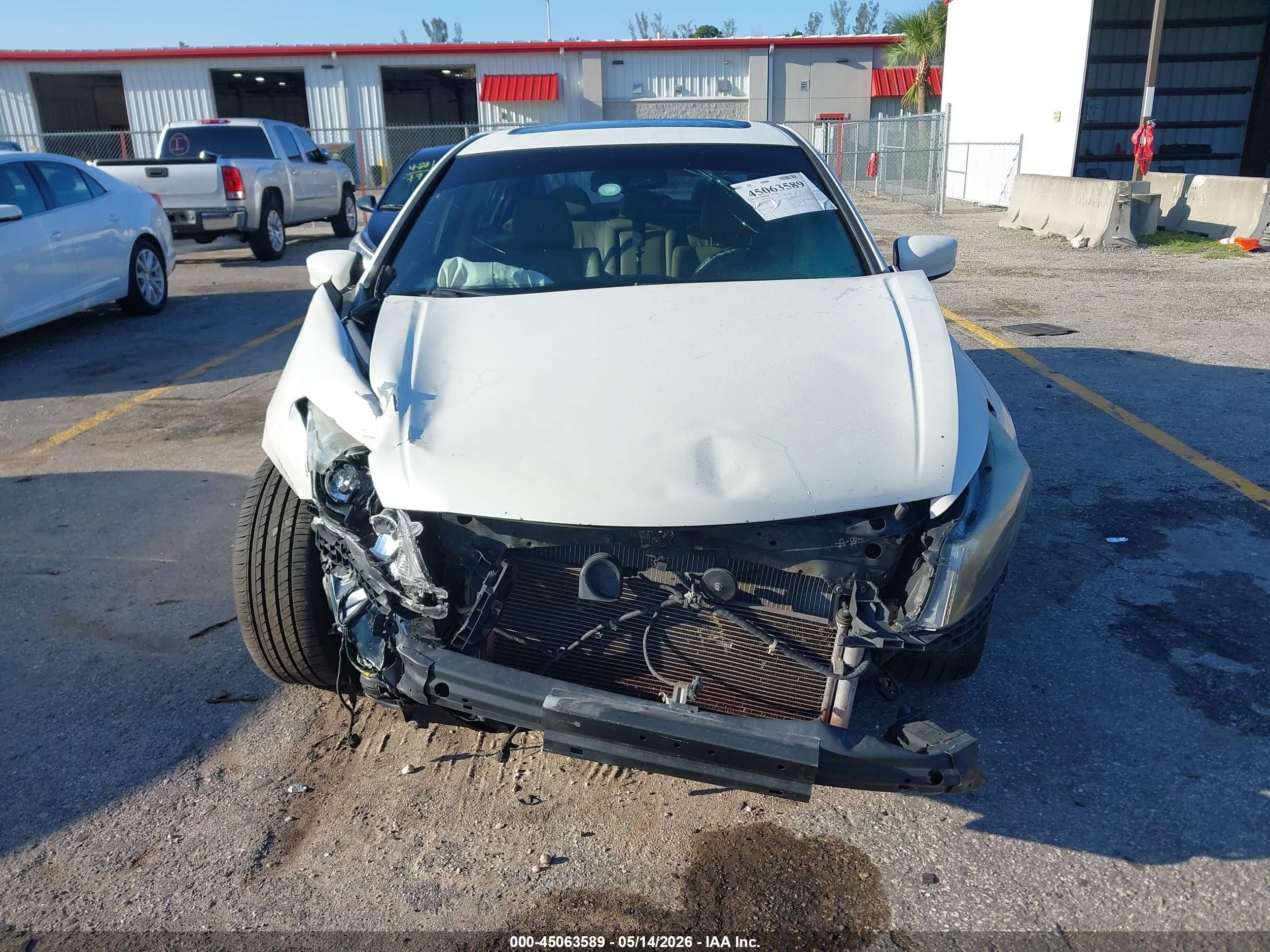 2010 Honda Accord 3.5 Ex-l White vin: 1HGCP3F88AA026964