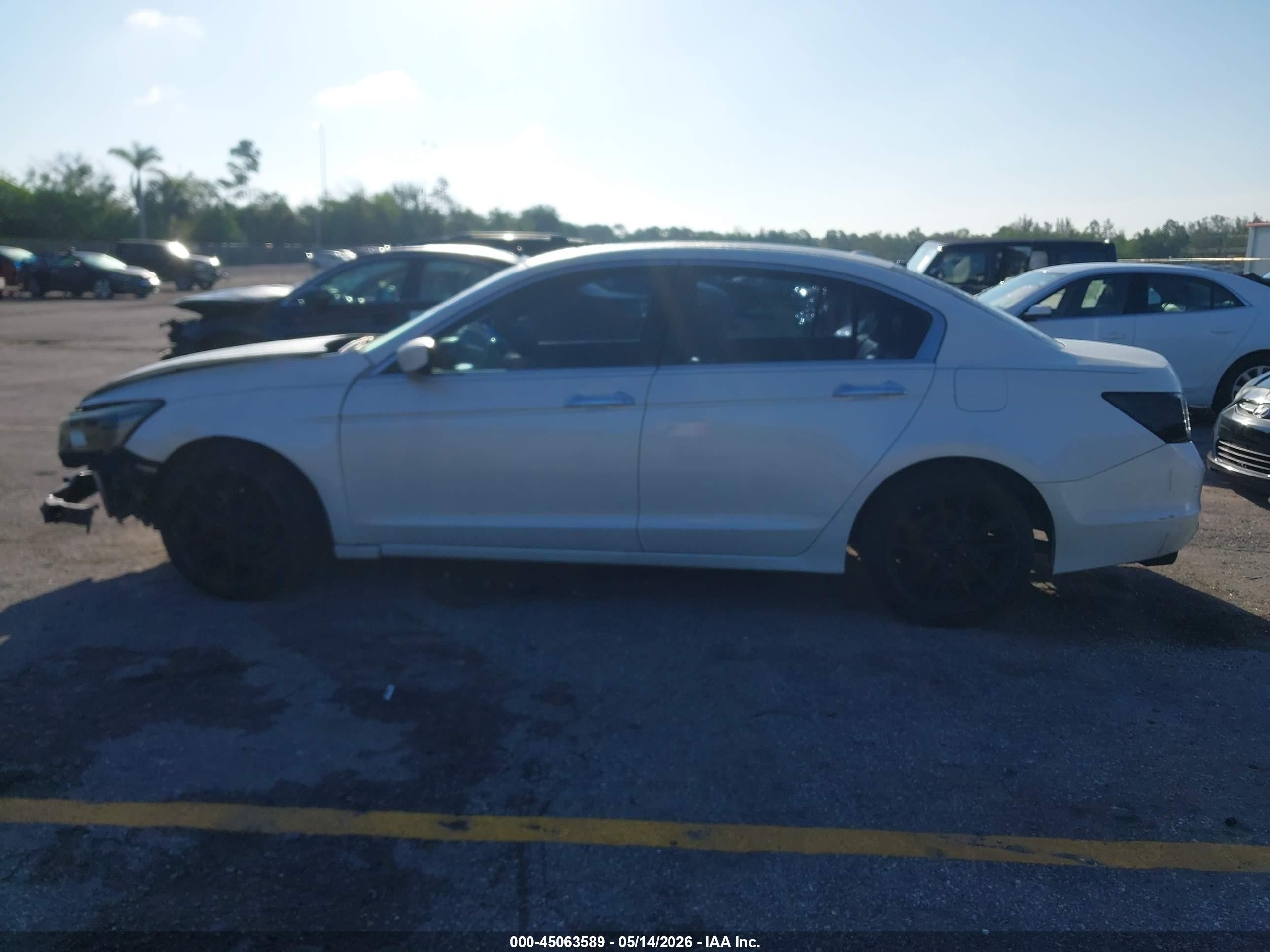 2010 Honda Accord 3.5 Ex-l White vin: 1HGCP3F88AA026964