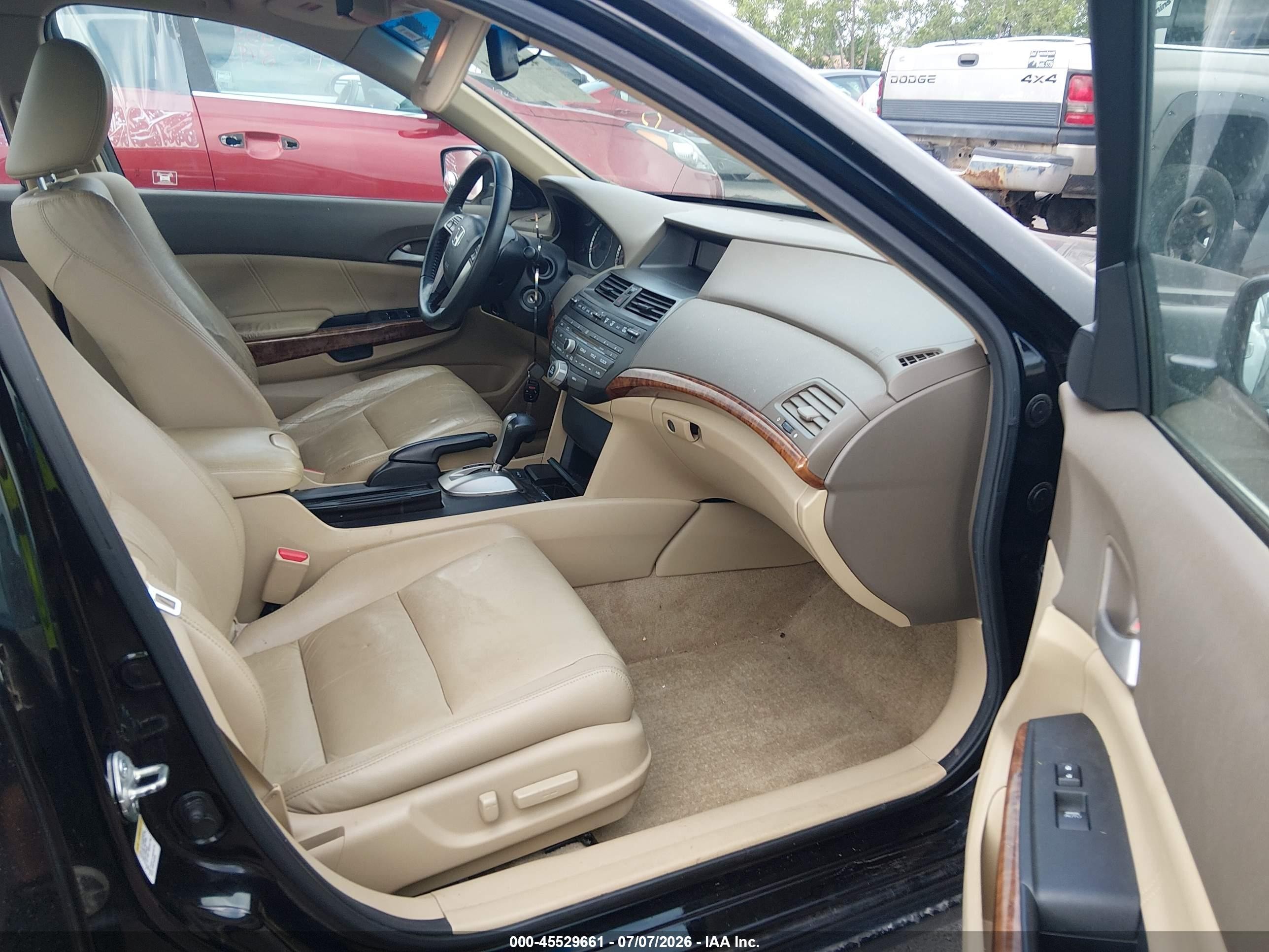 2010 Honda Accord 3.5 Ex-l Черный vin: 1HGCP3F88AA031520