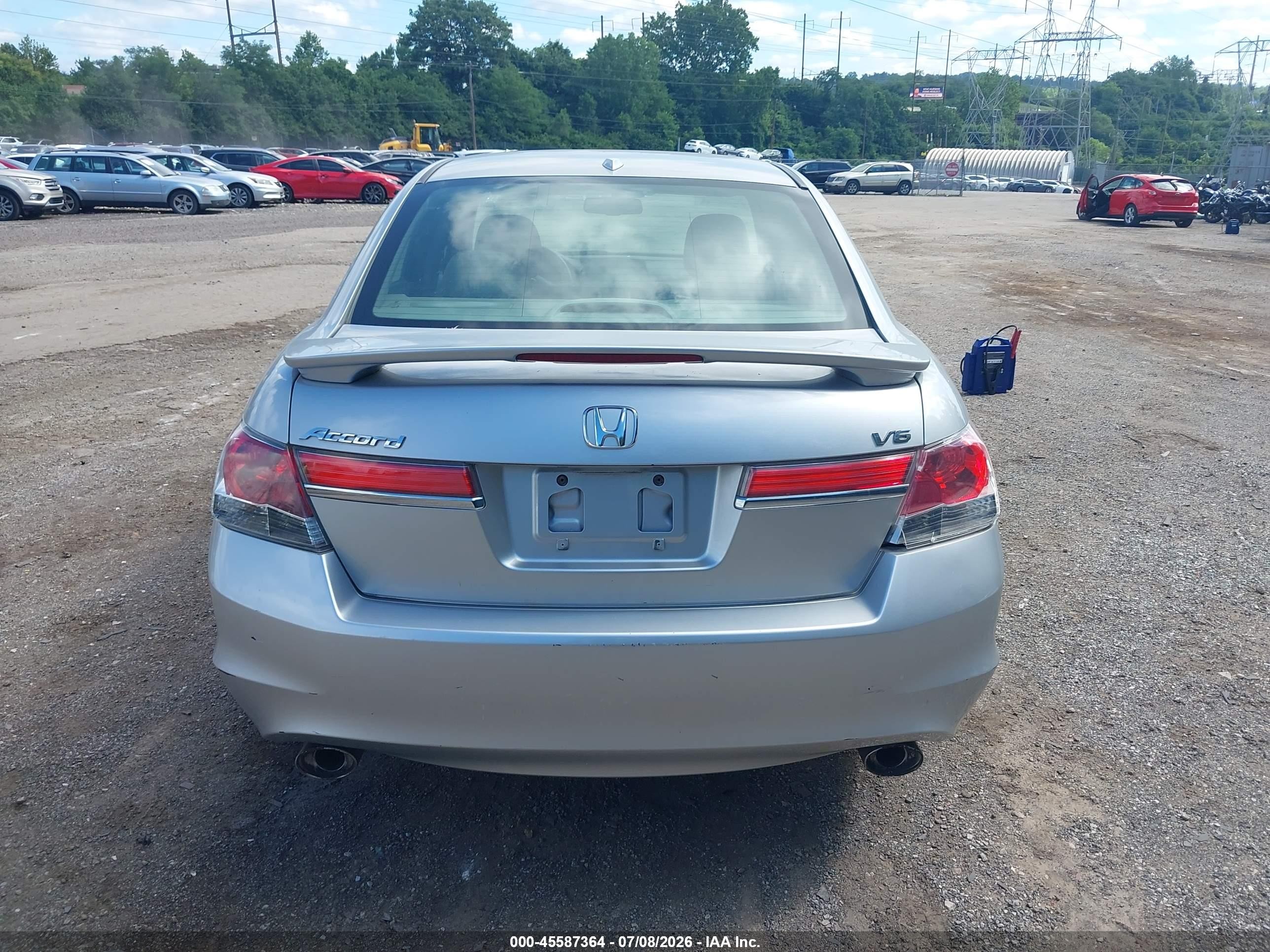 2011 Honda Accord 3.5 Ex-l Silver vin: 1HGCP3F88BA005288