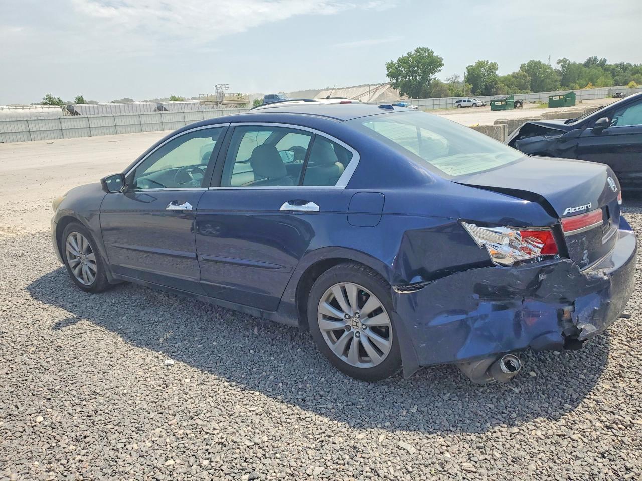 2011 Honda Accord Exl Blue vin: 1HGCP3F88BA008272