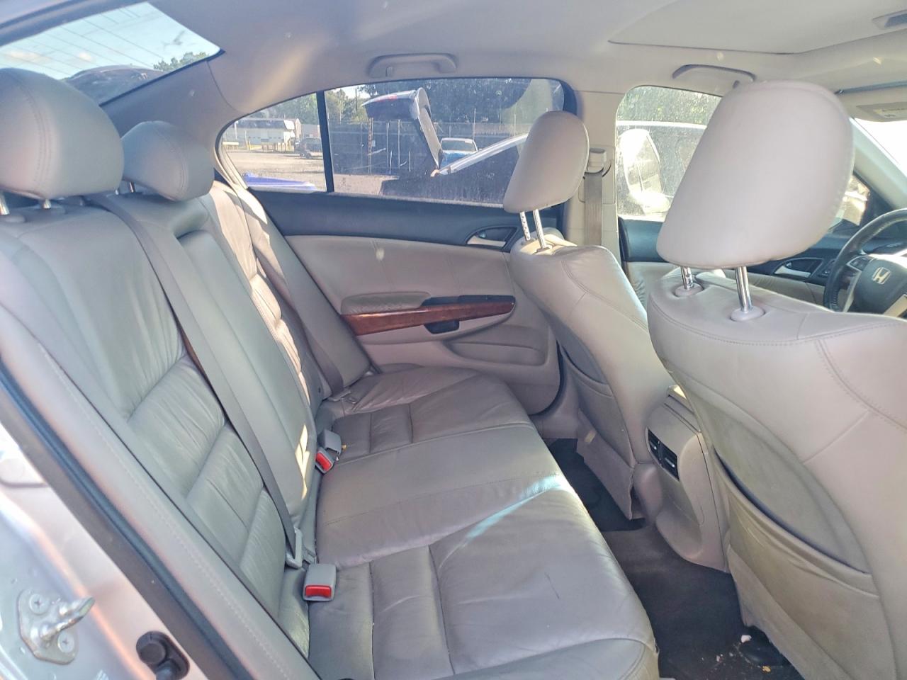 2011 Honda Accord Exl Silver vin: 1HGCP3F88BA010958