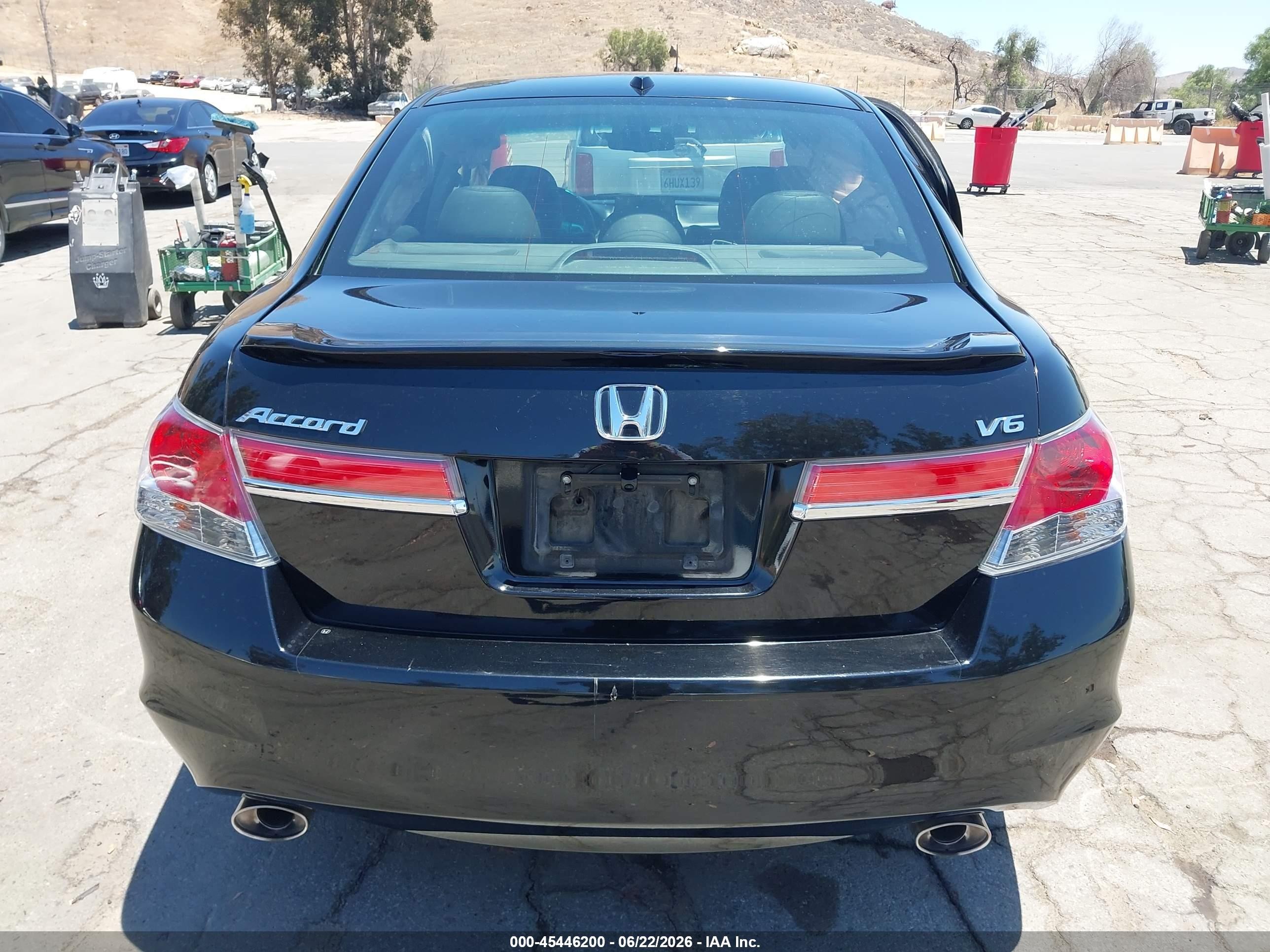 2011 Honda Accord 3.5 Ex-l Black vin: 1HGCP3F88BA026898