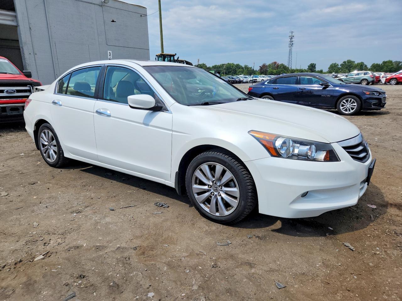 2012 Honda Accord Exl White vin: 1HGCP3F88CA007205