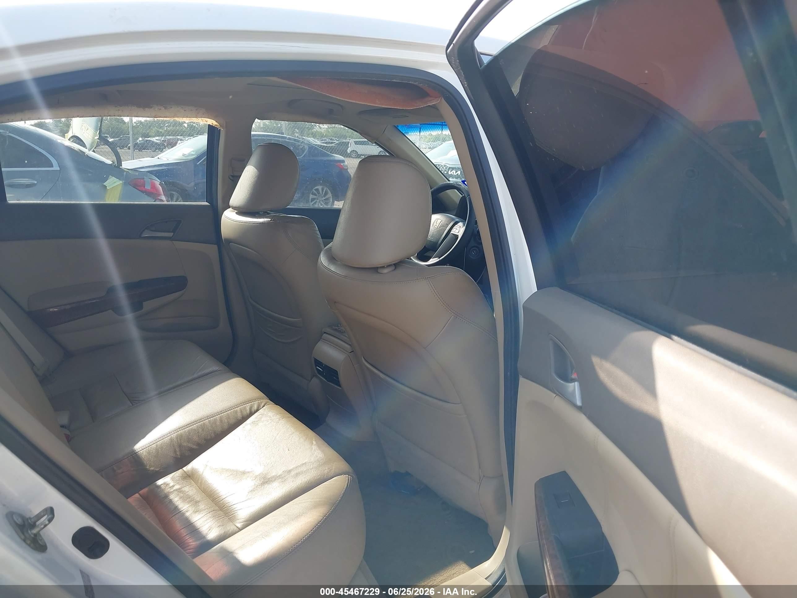 2010 Honda Accord 3.5 Ex-l White vin: 1HGCP3F89AA002155
