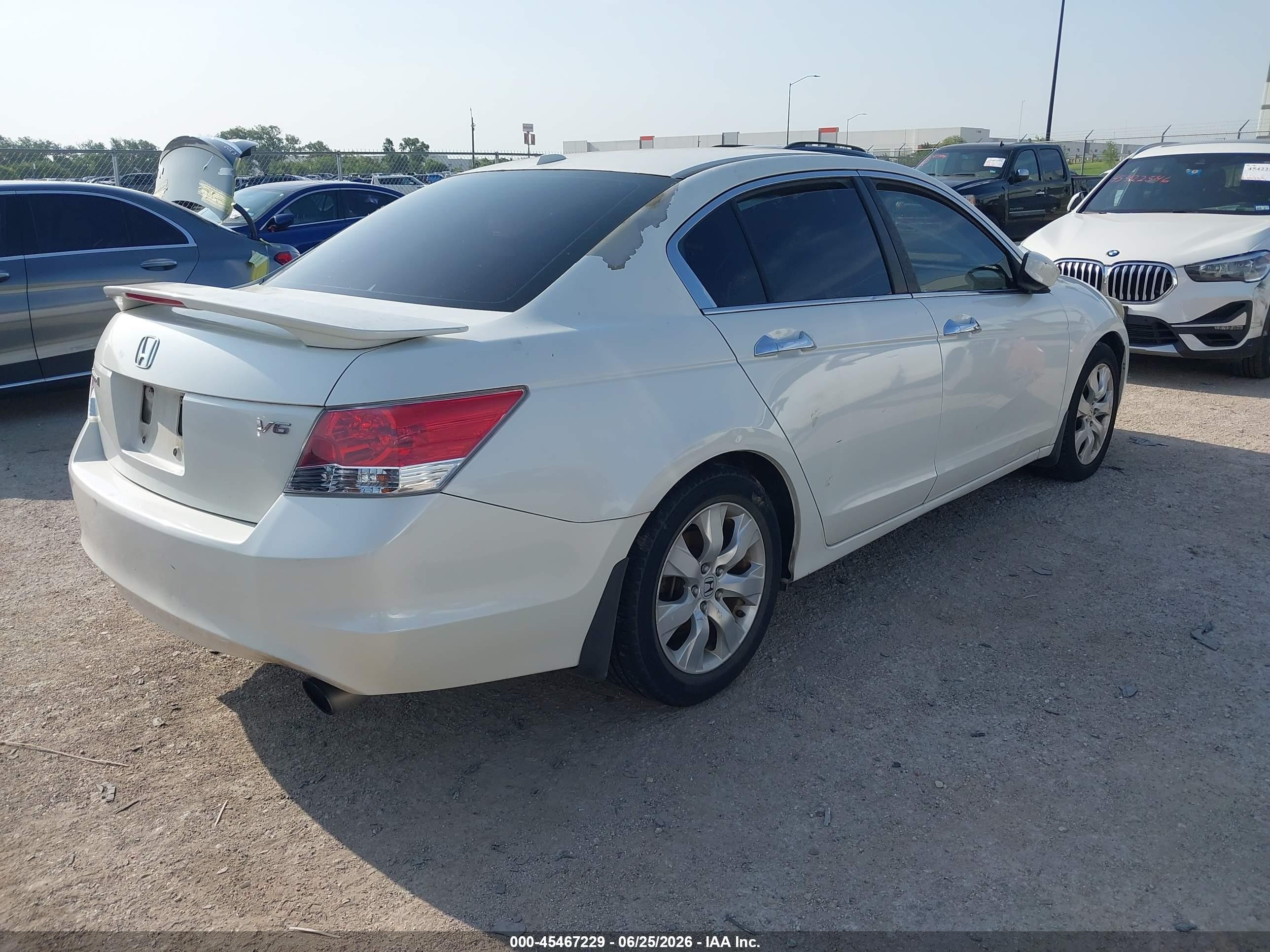2010 Honda Accord 3.5 Ex-l White vin: 1HGCP3F89AA002155
