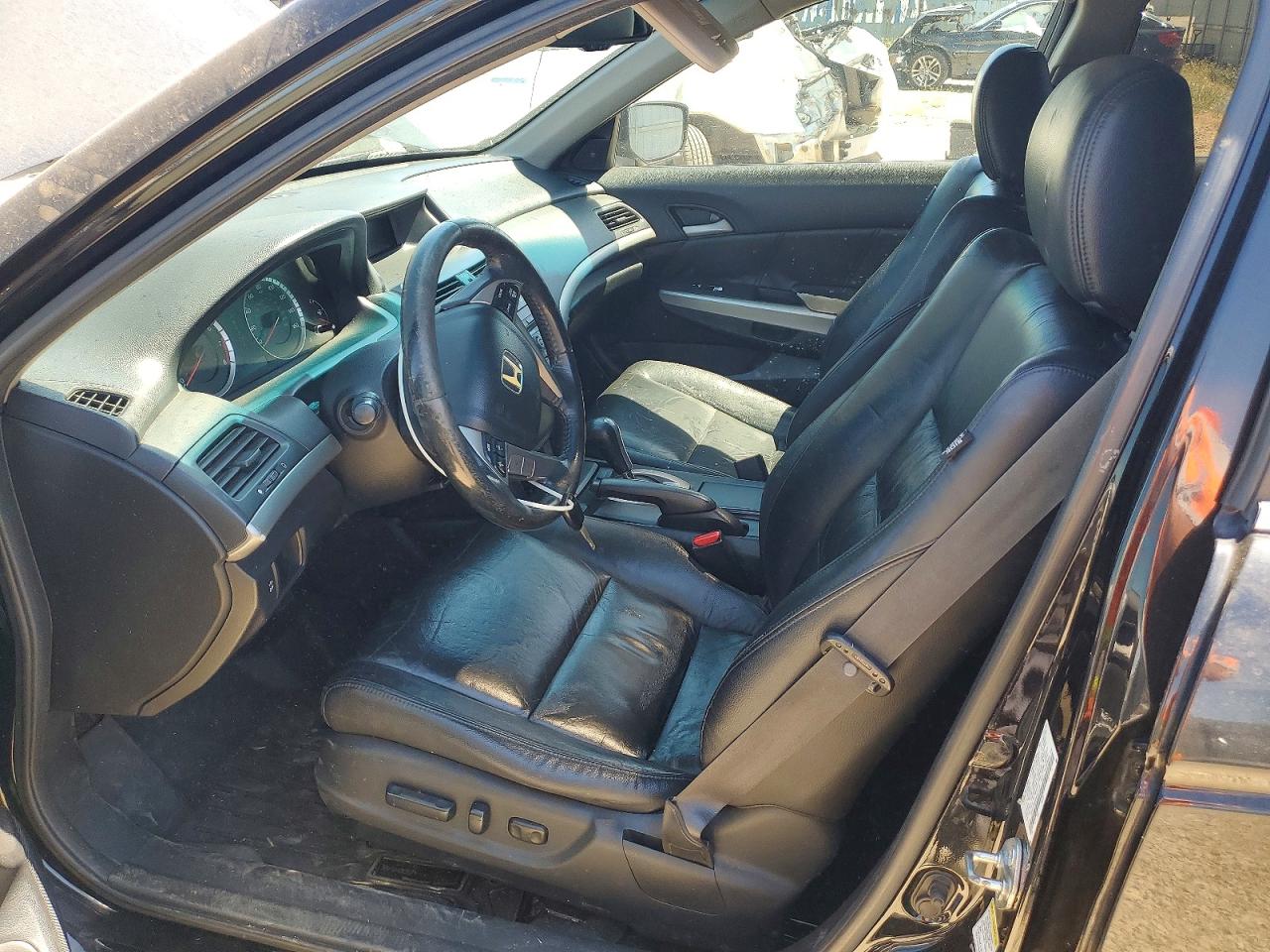 2010 Honda Accord Exl Черный vin: 1HGCP3F89AA011230