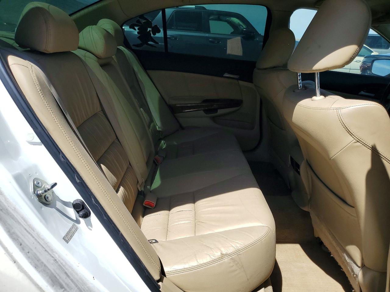 2011 Honda Accord Exl Белый vin: 1HGCP3F89BA003551