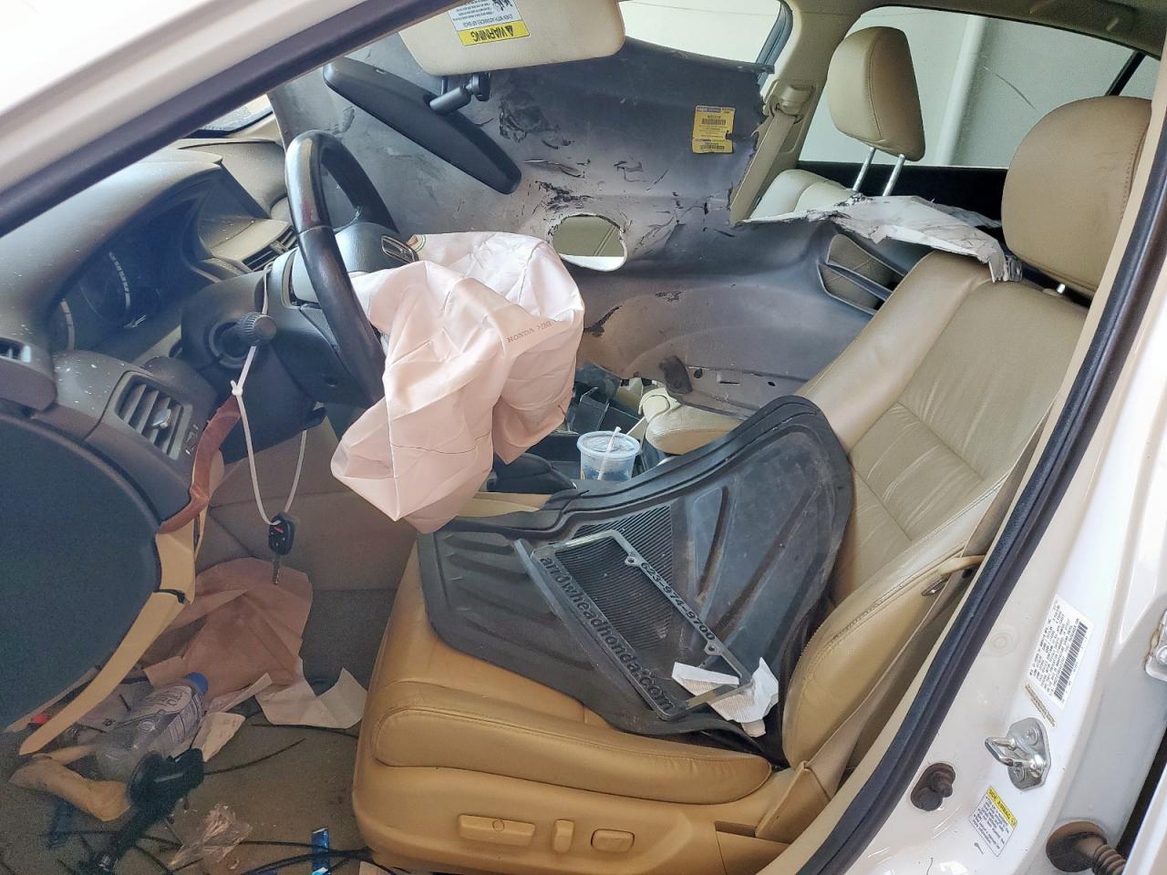 2012 Honda Accord Exl Белый vin: 1HGCP3F89CA015507