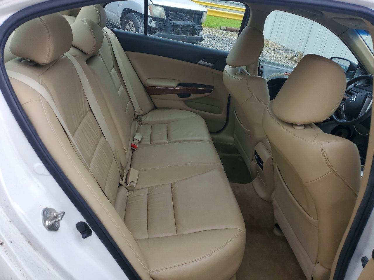 2012 Honda Accord Exl White vin: 1HGCP3F89CA035045