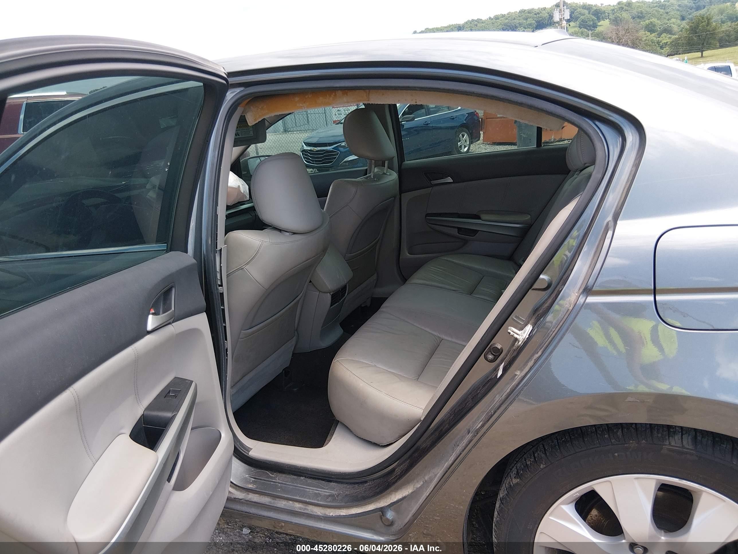 2010 Honda Accord 3.5 Ex-l Gray vin: 1HGCP3F8XAA004125
