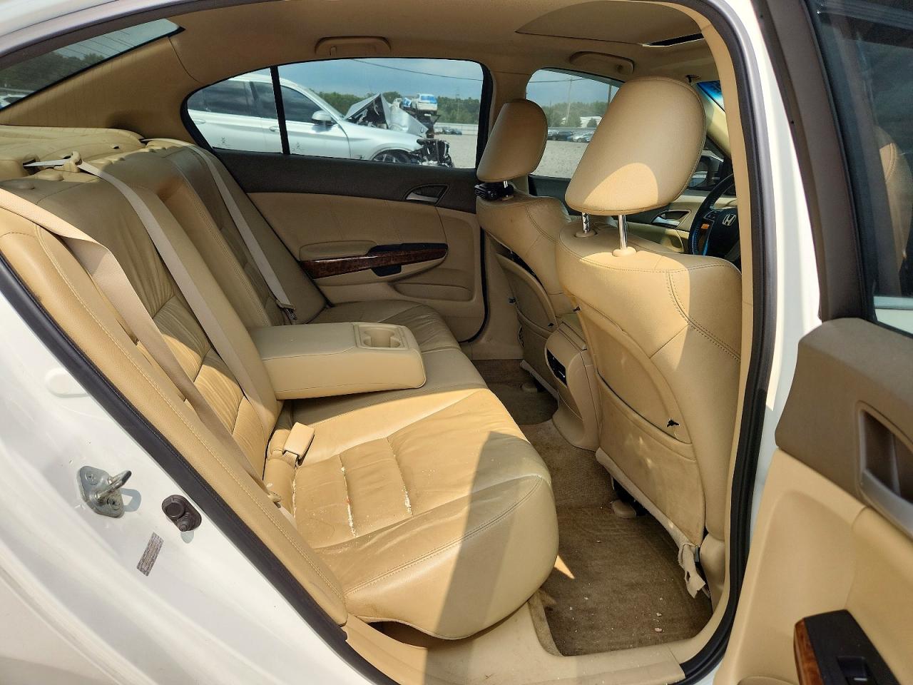 2010 Honda Accord Exl White vin: 1HGCP3F8XAA024228