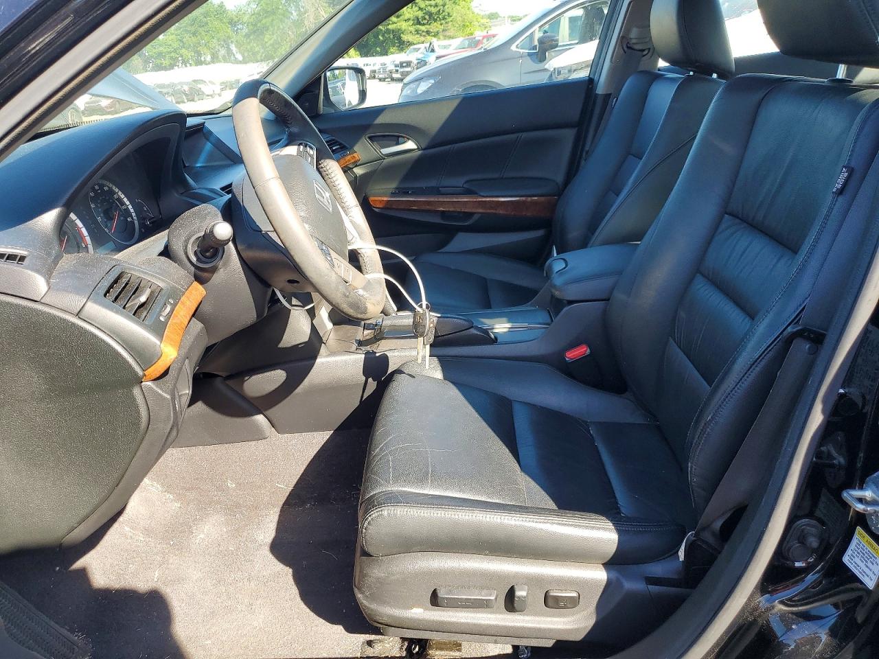 2011 Honda Accord Exl Black vin: 1HGCP3F8XBA006801