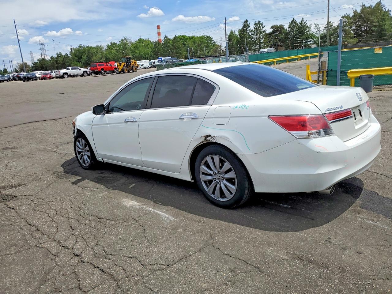 2011 Honda Accord Exl White vin: 1HGCP3F8XBA025669
