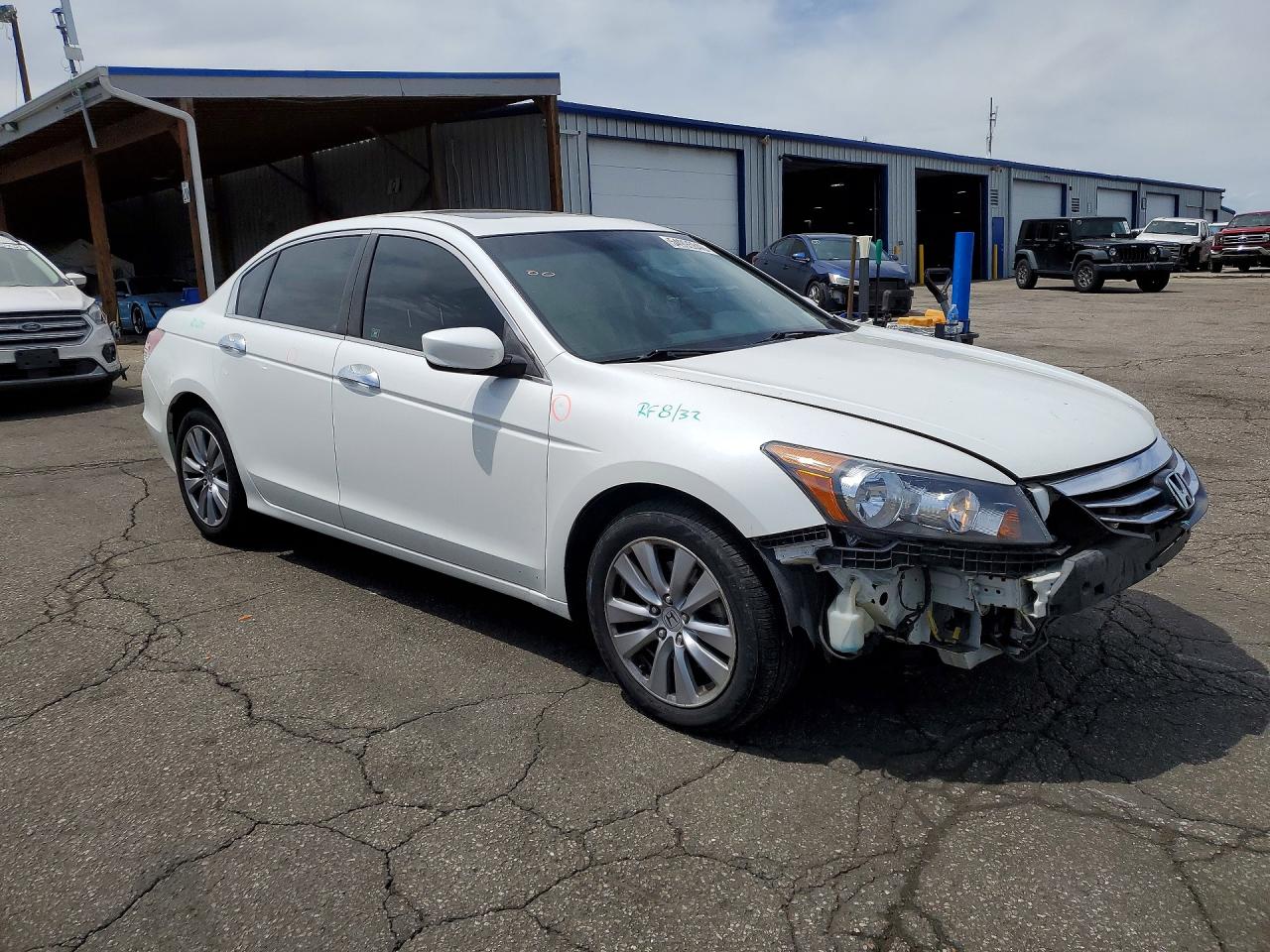 2011 Honda Accord Exl White vin: 1HGCP3F8XBA025669