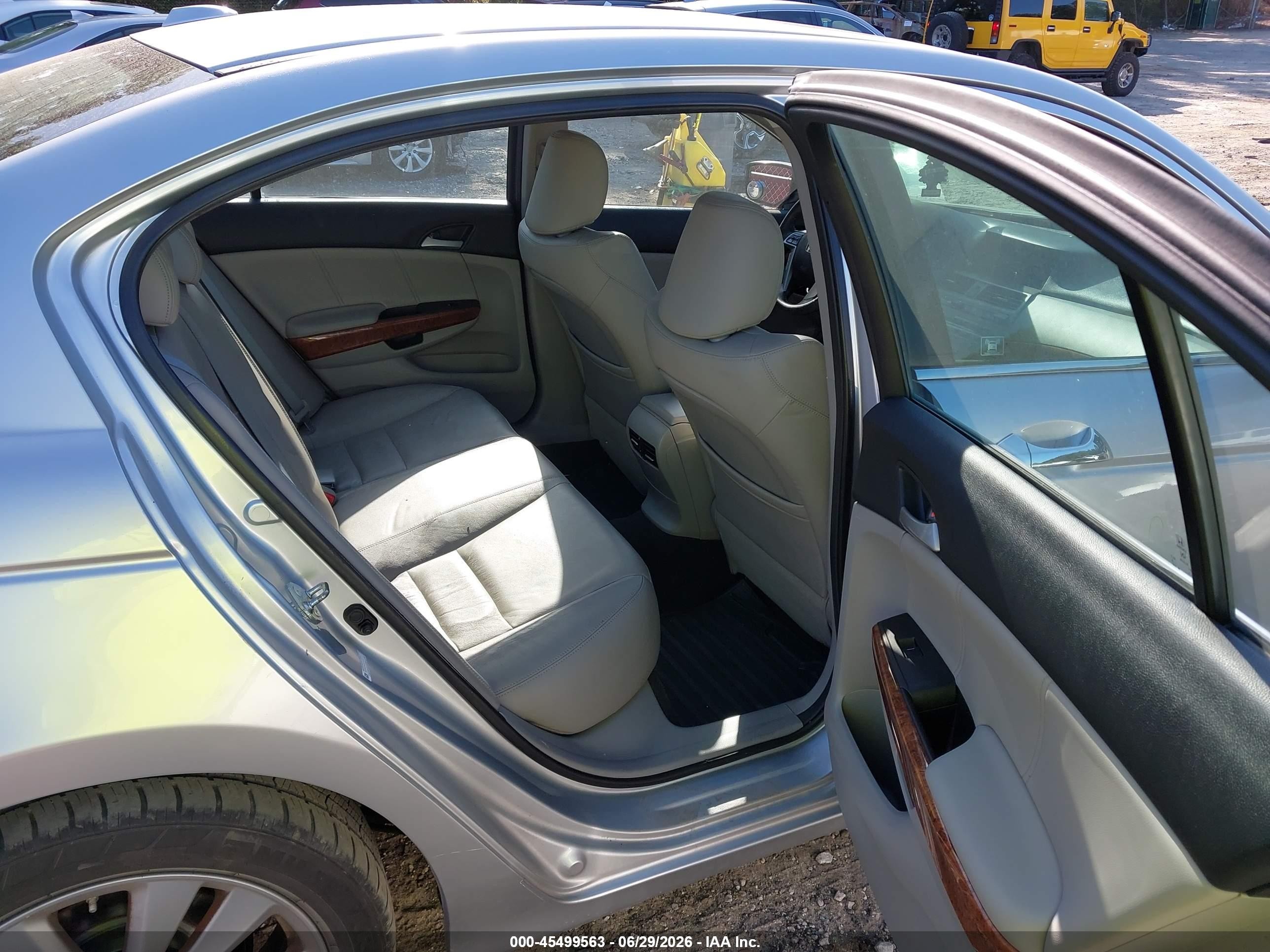 2012 Honda Accord 3.5 Ex-l Silver vin: 1HGCP3F8XCA038147