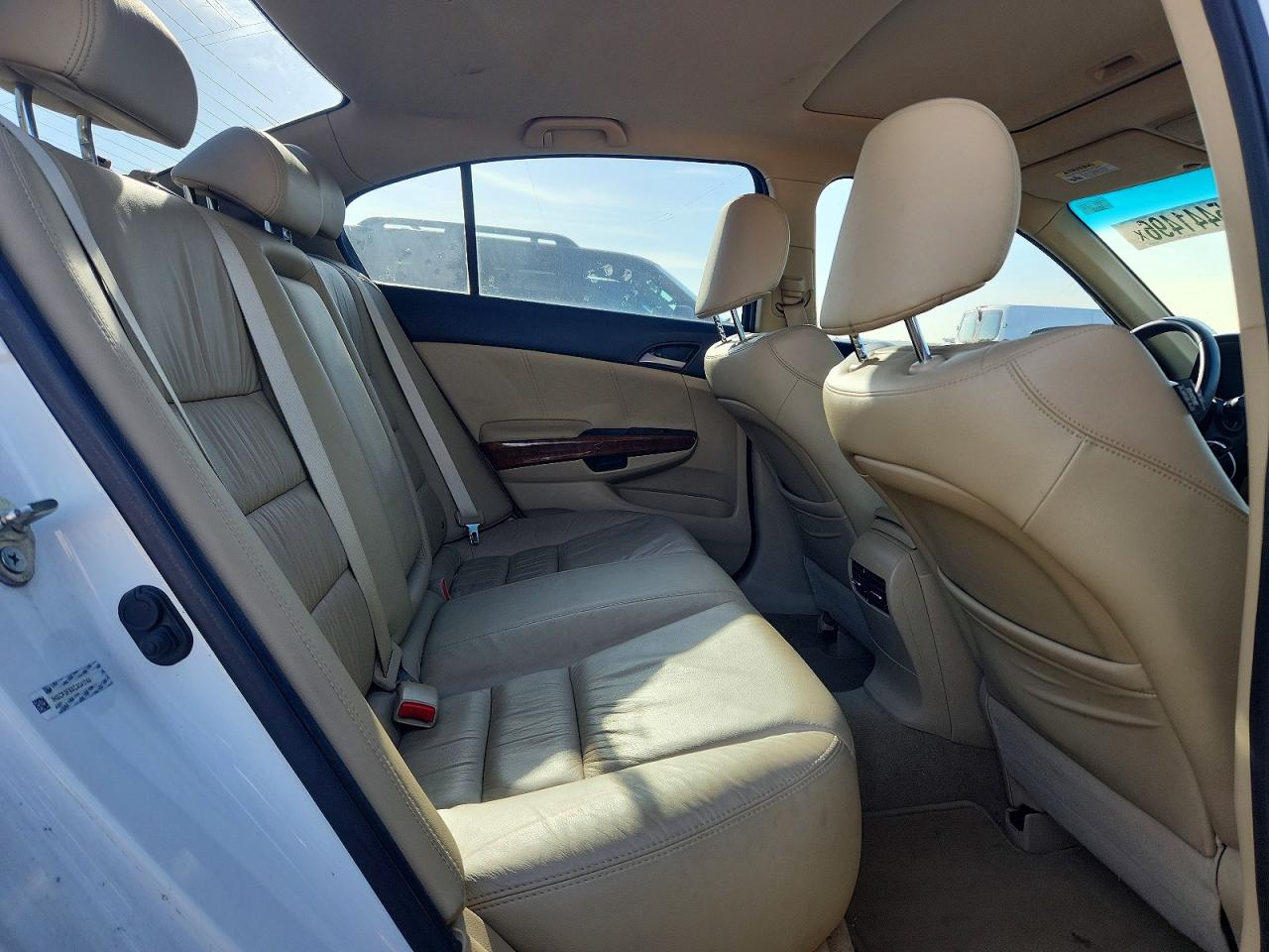 2012 Honda Accord Exl White vin: 1HGCP3F8XCA041744