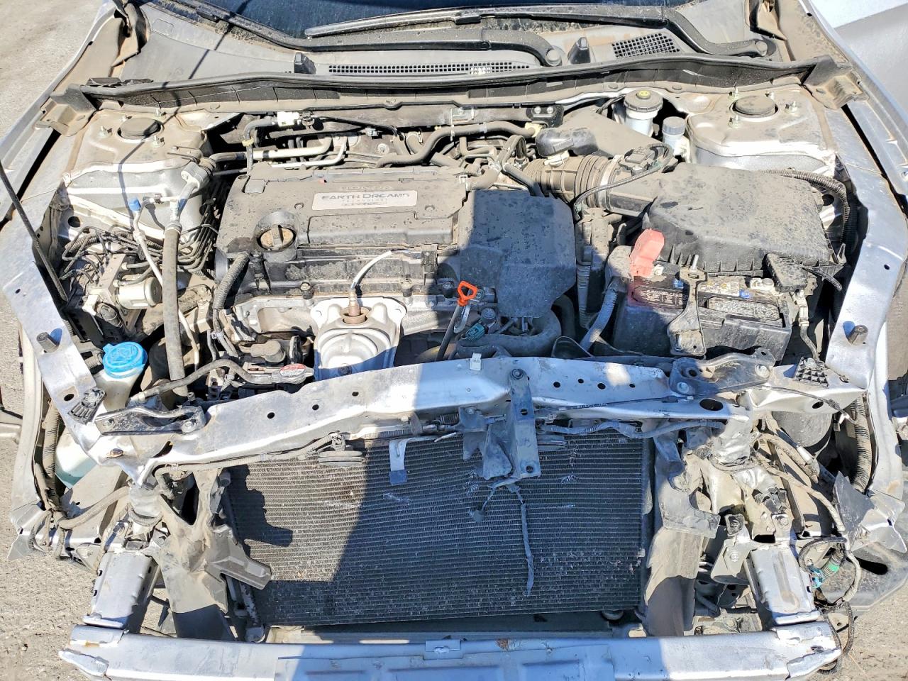 2013 Honda Accord Lx Silver vin: 1HGCR2E30DA208592