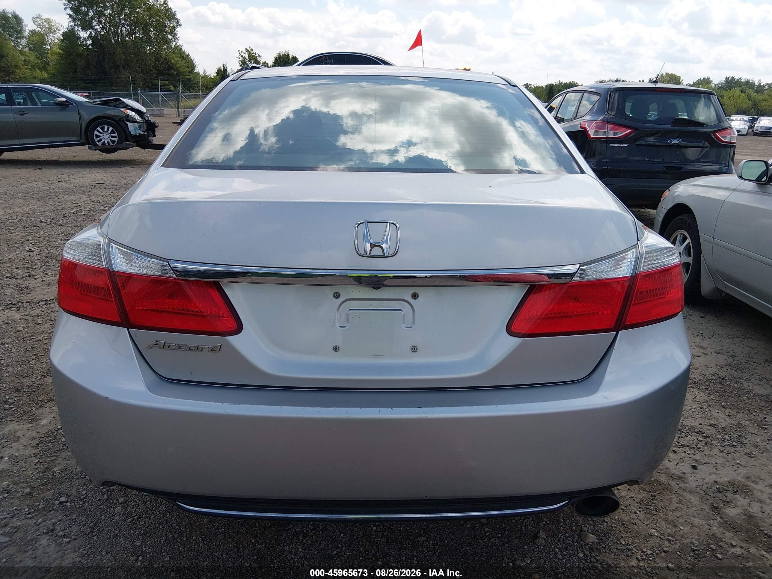 2013 Honda Accord Lx Silver vin: 1HGCR2E31DA053437