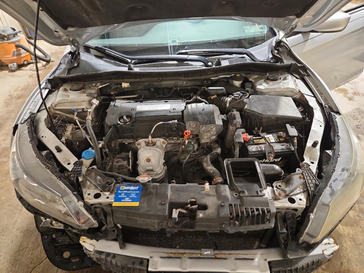 2013 Honda Accord Lx Silver vin: 1HGCR2E37DA053457