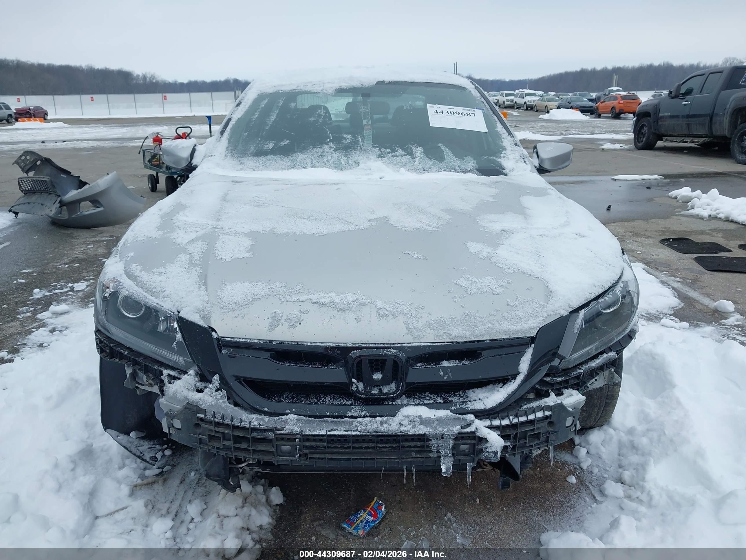 2014 Honda Accord Lx Серебряный vin: 1HGCR2E38EA157358