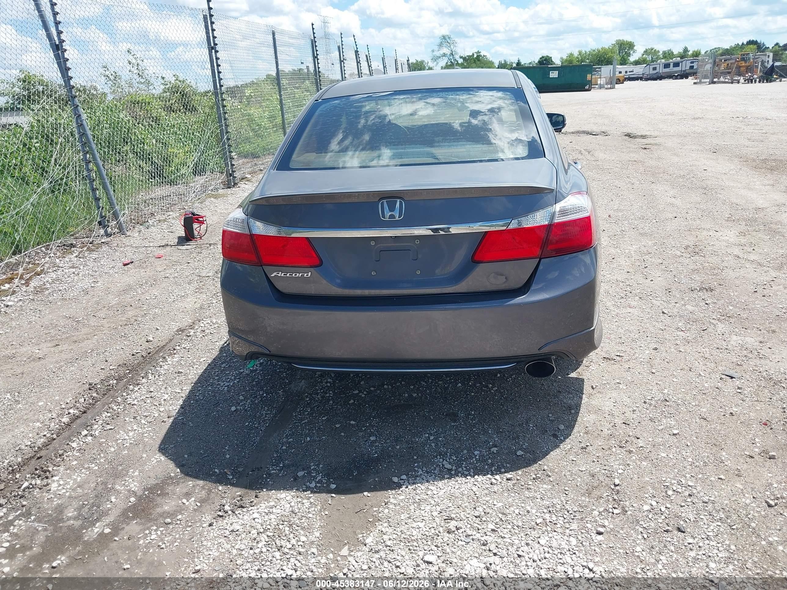 2013 Honda Accord Ex Gray vin: 1HGCR2E75DA133407
