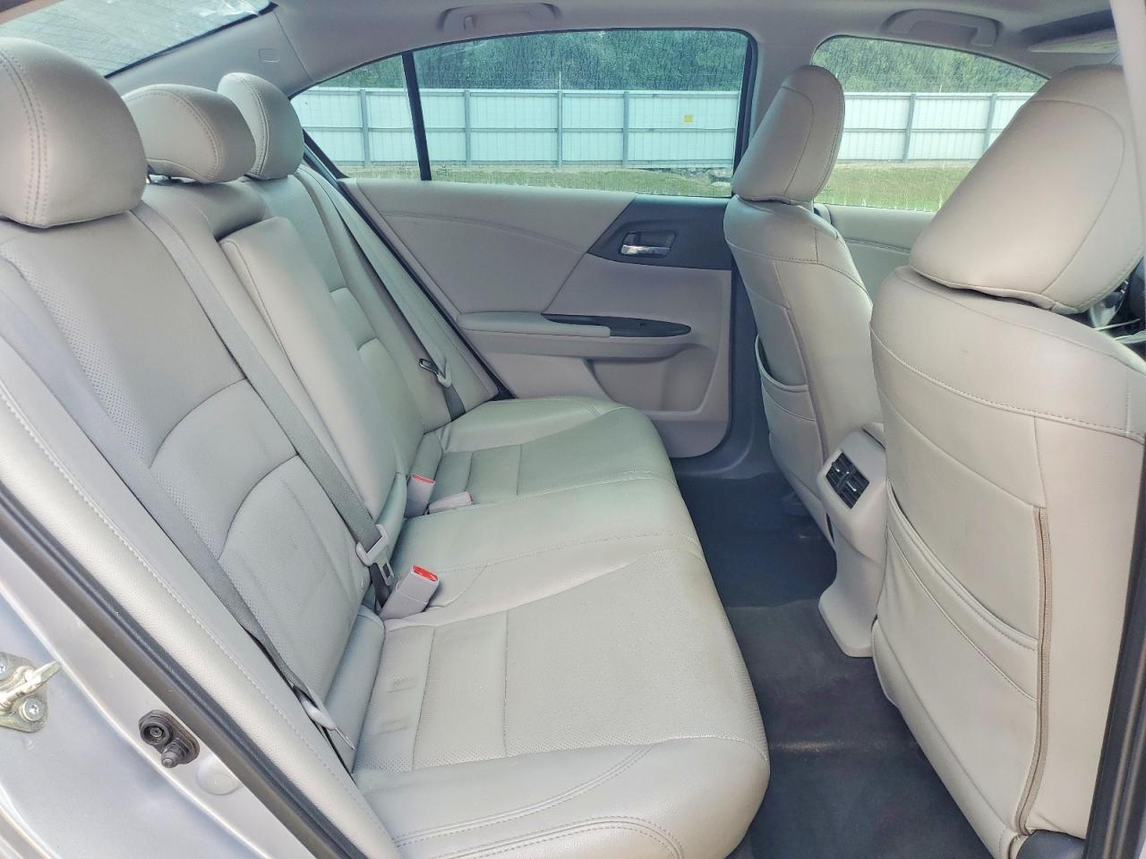 2016 Honda Accord Ex Silver vin: 1HGCR2F07GA053693