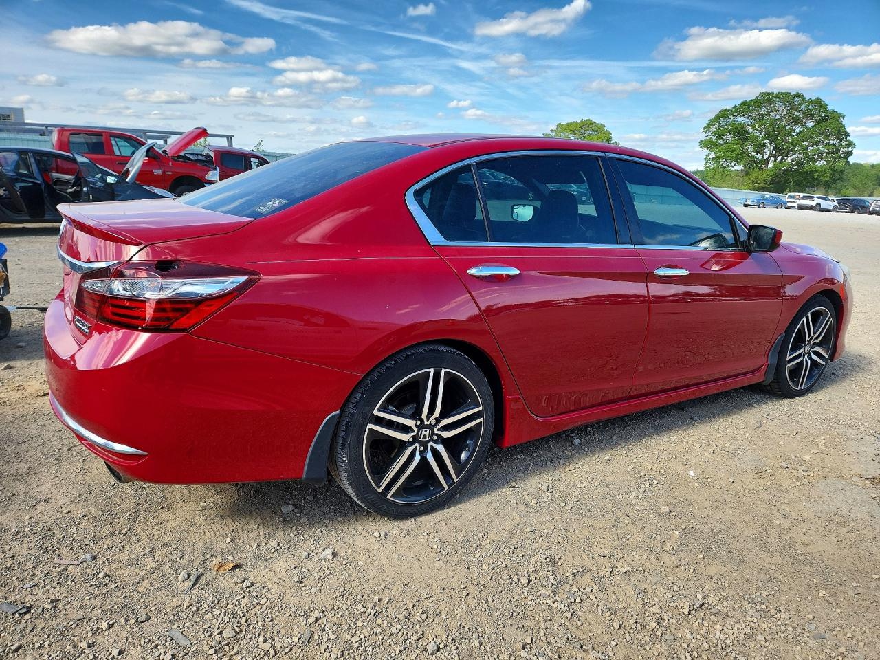 2017 Honda Accord Sport Special Edition Red vin: 1HGCR2F11HA256489