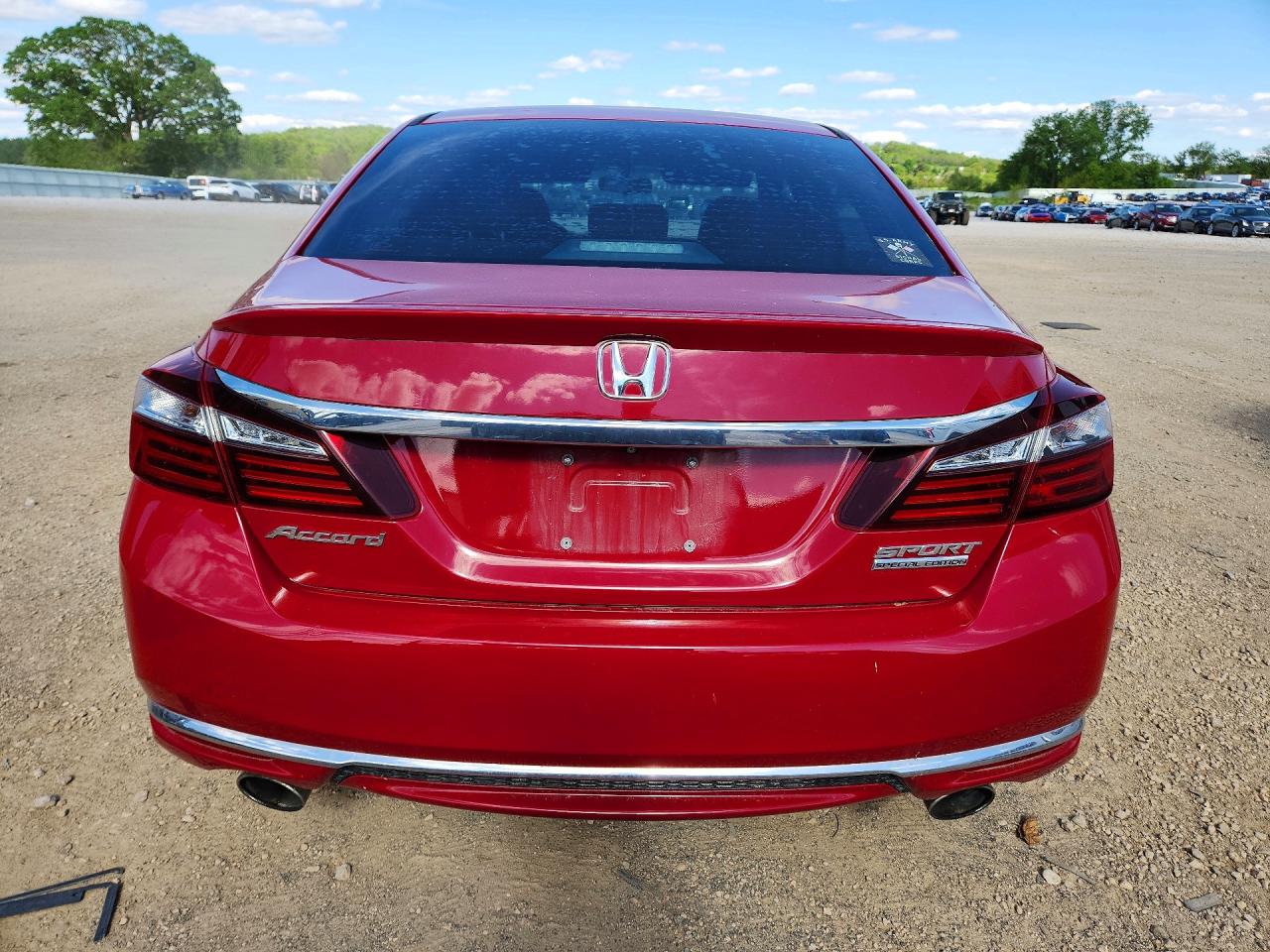 2017 Honda Accord Sport Special Edition Red vin: 1HGCR2F11HA256489