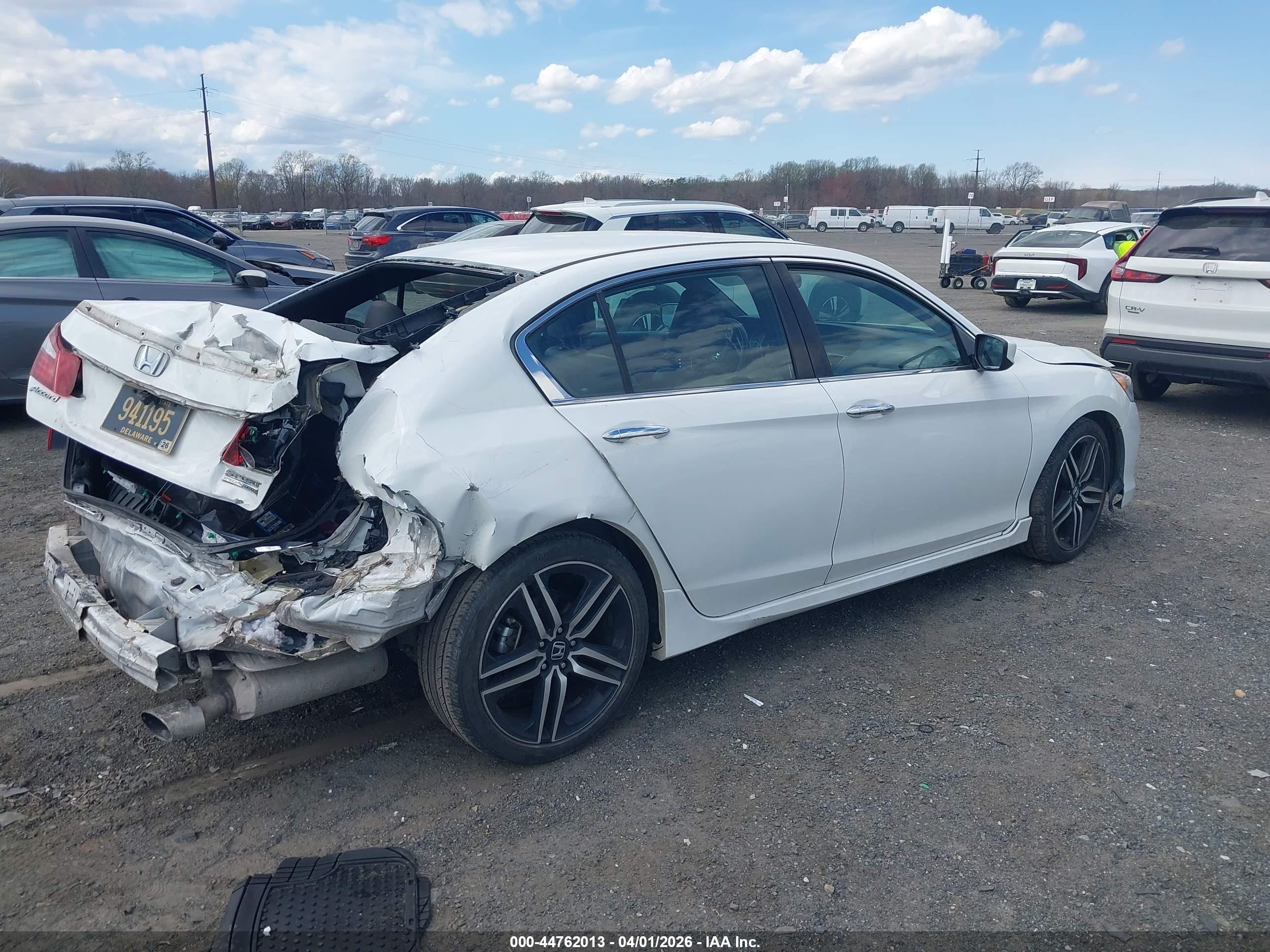 2017 Honda Accord Sport Se White vin: 1HGCR2F18HA084316