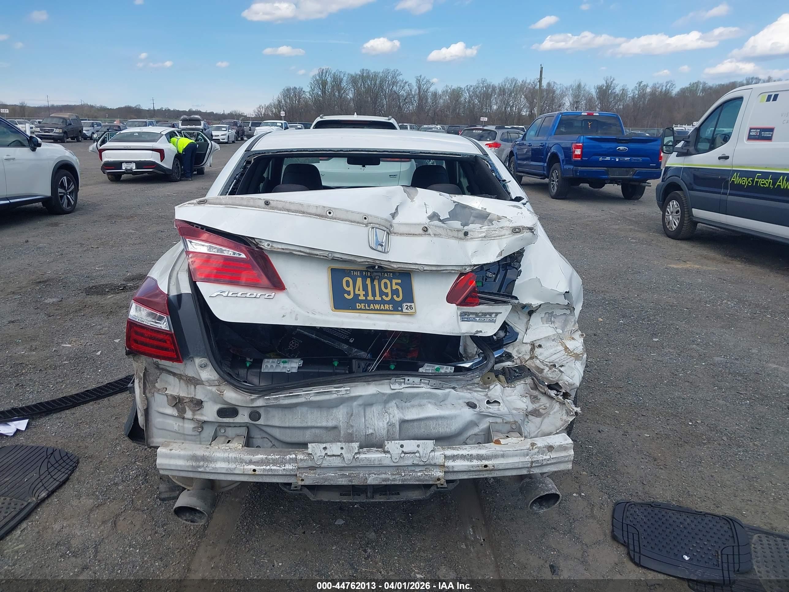 2017 Honda Accord Sport Se White vin: 1HGCR2F18HA084316