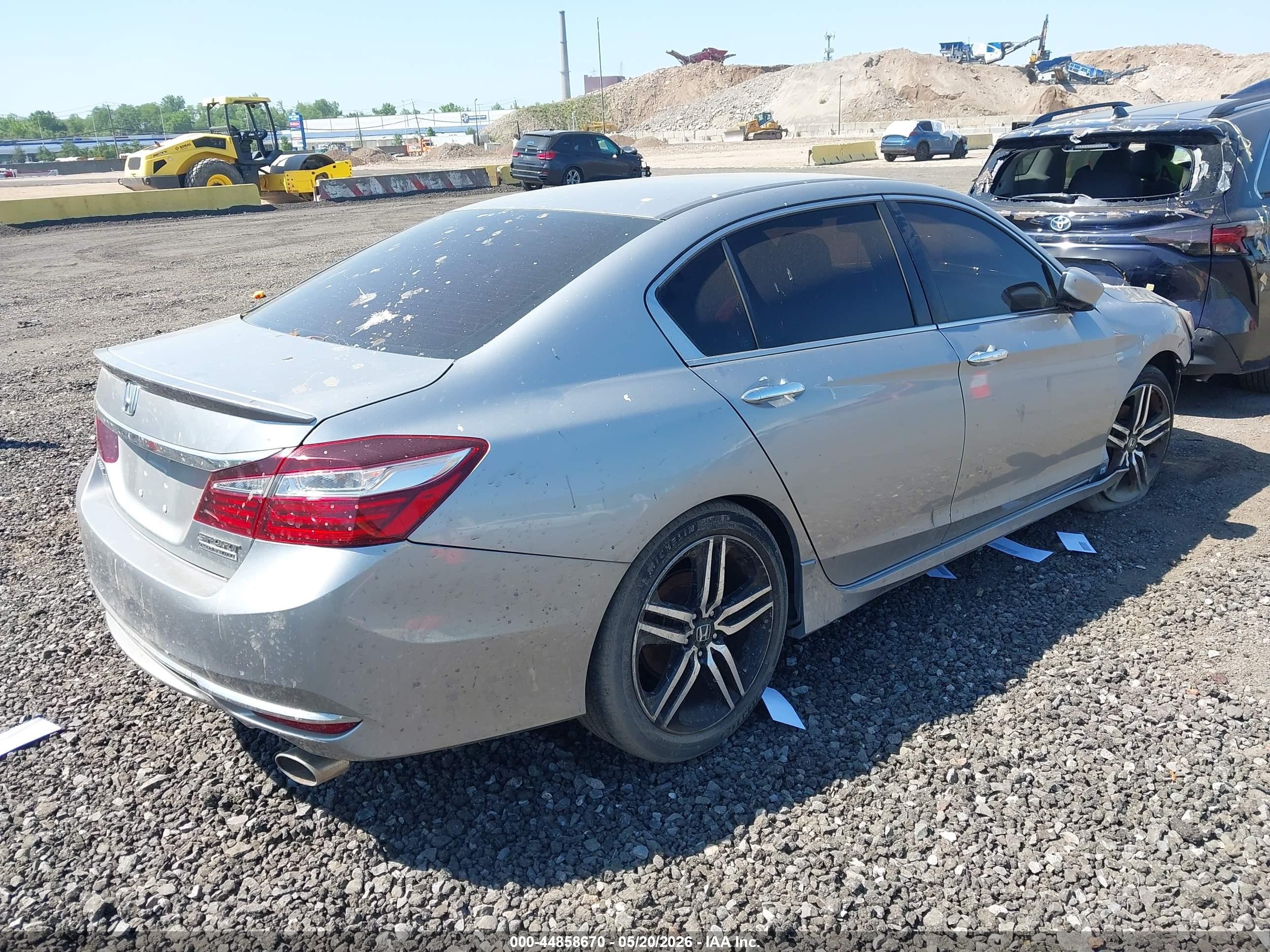 2017 Honda Accord Sport Se Silver vin: 1HGCR2F1XHA147836