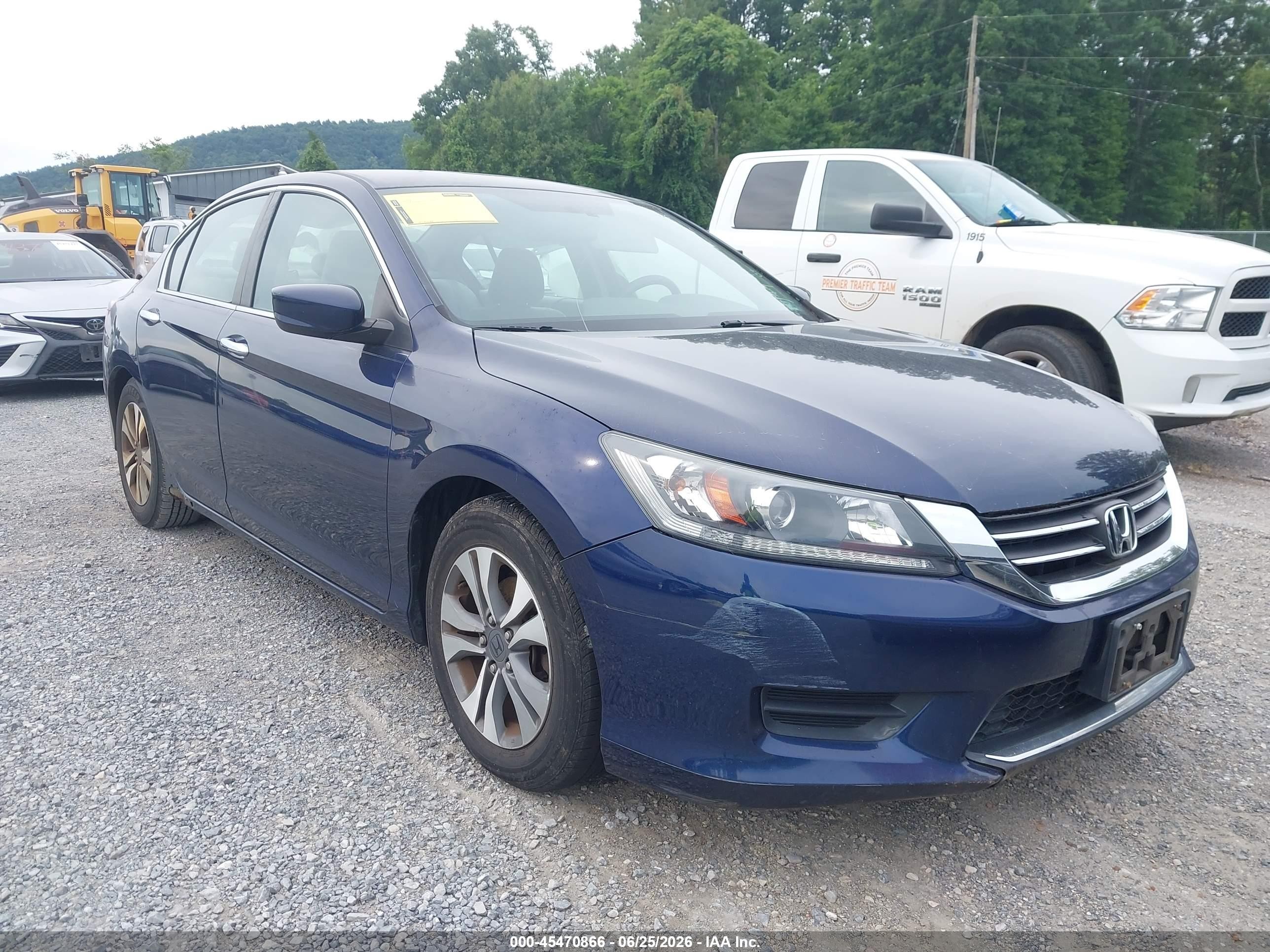 2013 Honda Accord Lx Blue vin: 1HGCR2F30DA028866