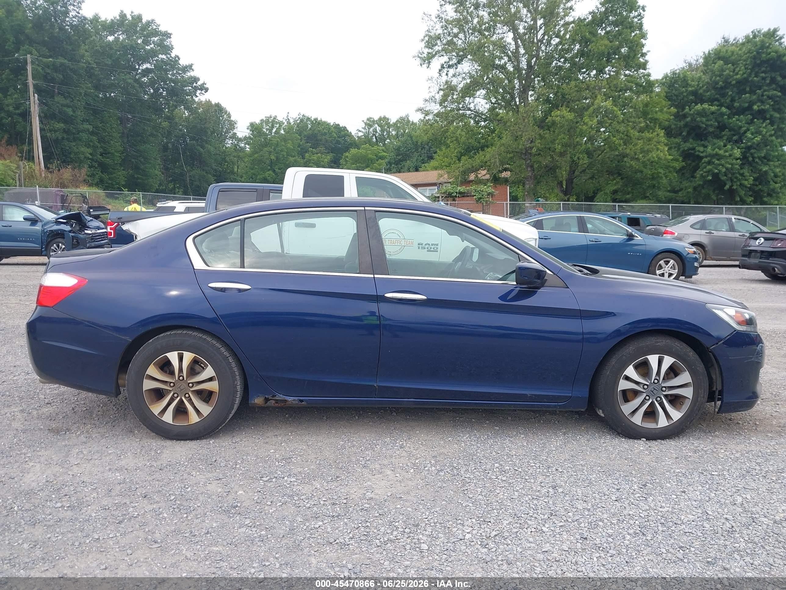 2013 Honda Accord Lx Blue vin: 1HGCR2F30DA028866