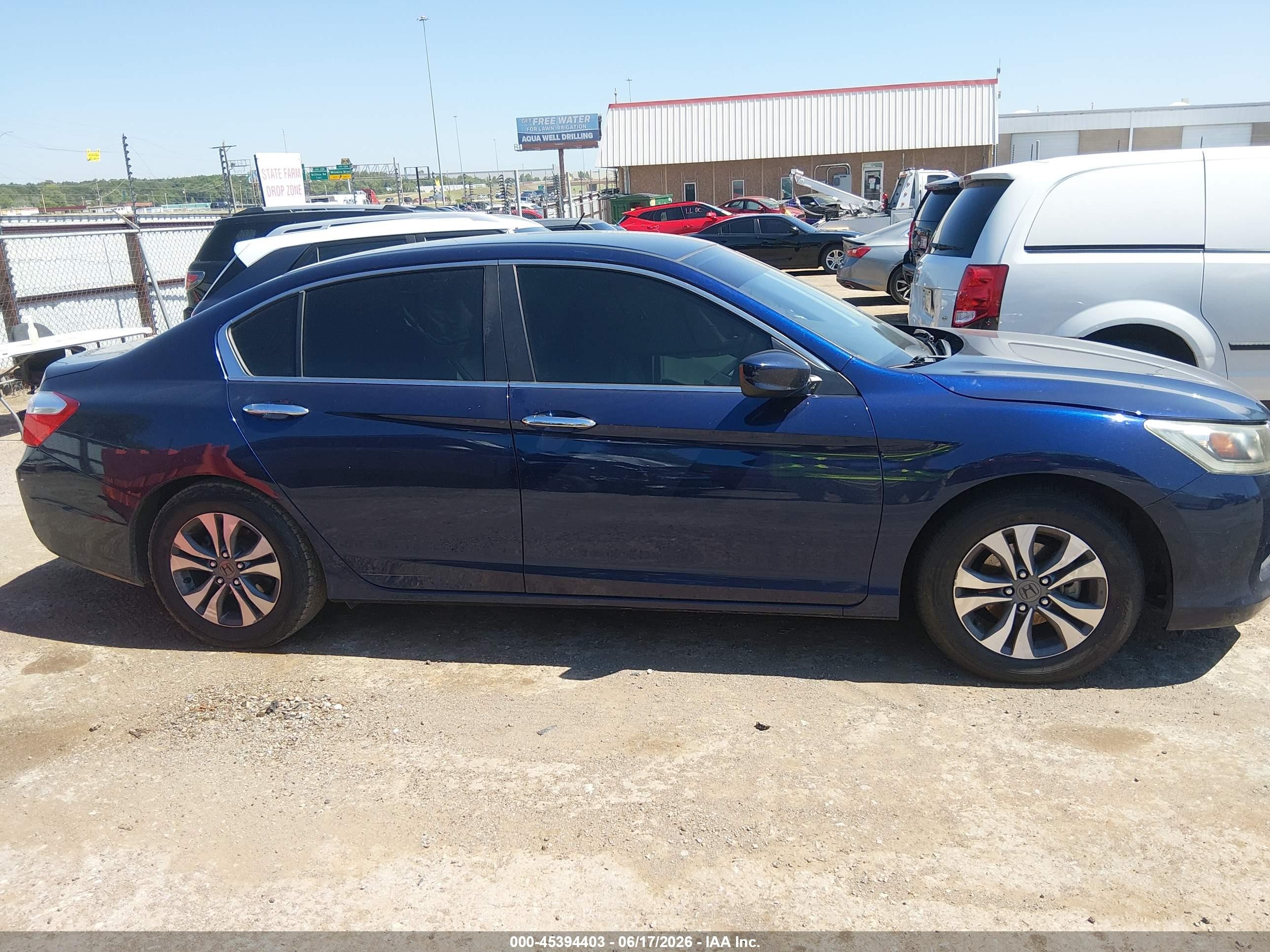 2013 Honda Accord Lx Blue vin: 1HGCR2F30DA035798