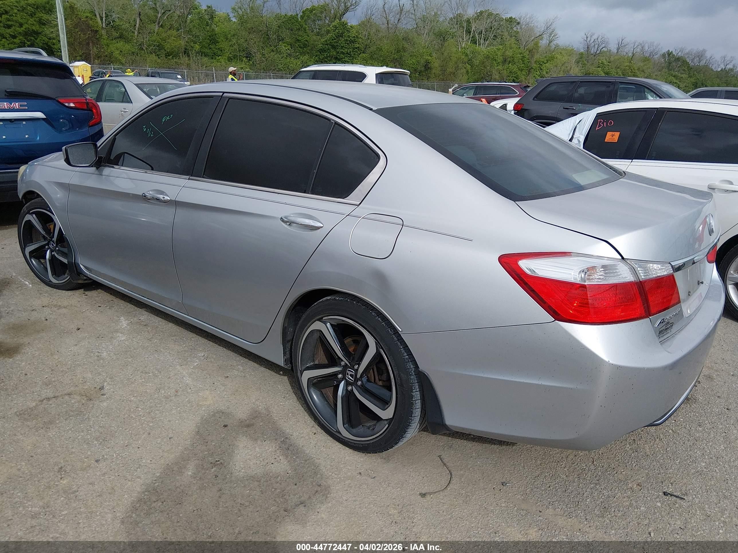 2013 Honda Accord Lx Silver vin: 1HGCR2F30DA055405