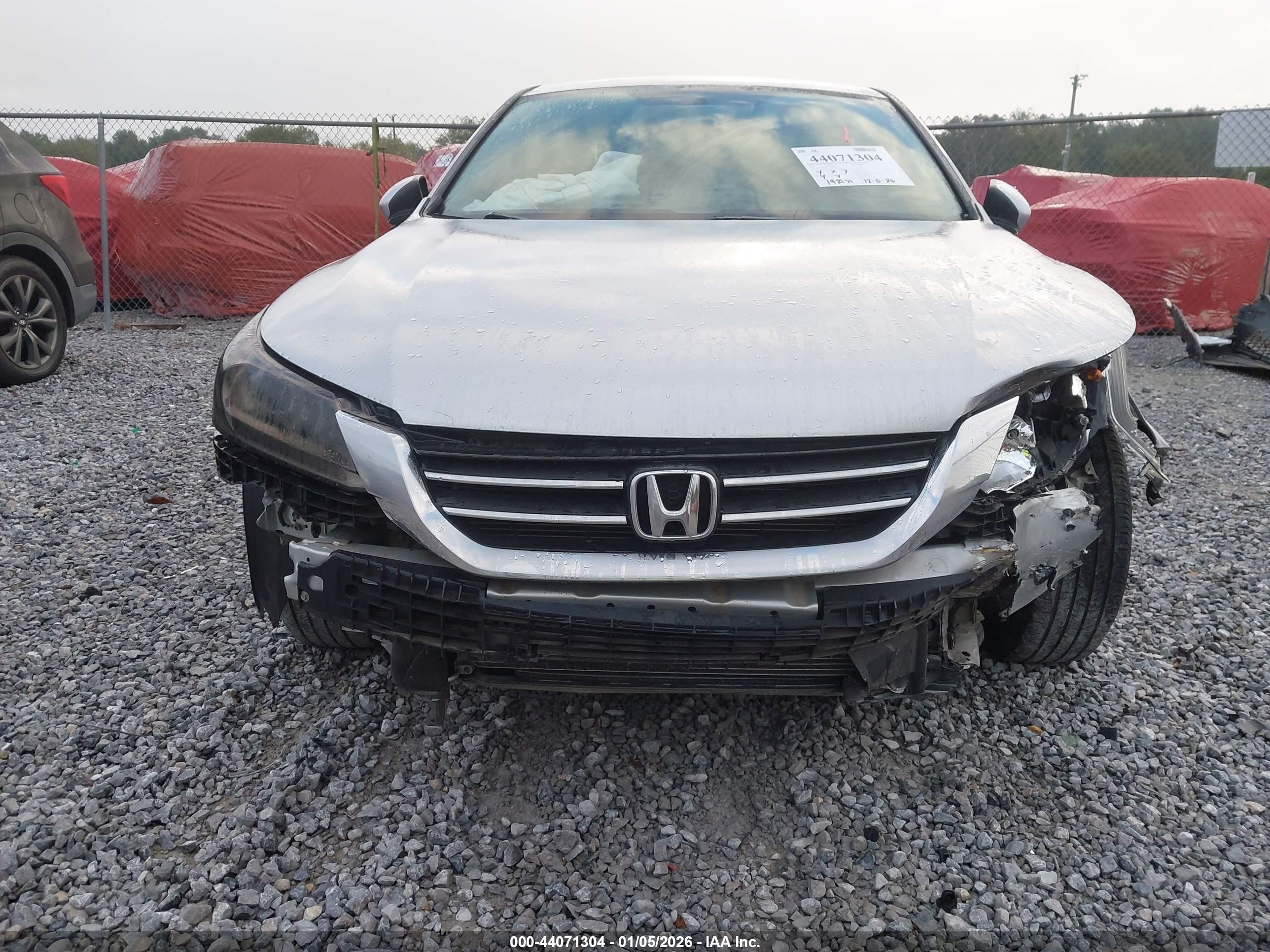 2013 Honda Accord Lx Silver vin: 1HGCR2F30DA082989