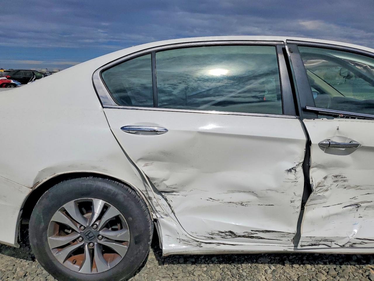 2013 Honda Accord Lx White vin: 1HGCR2F30DA087366