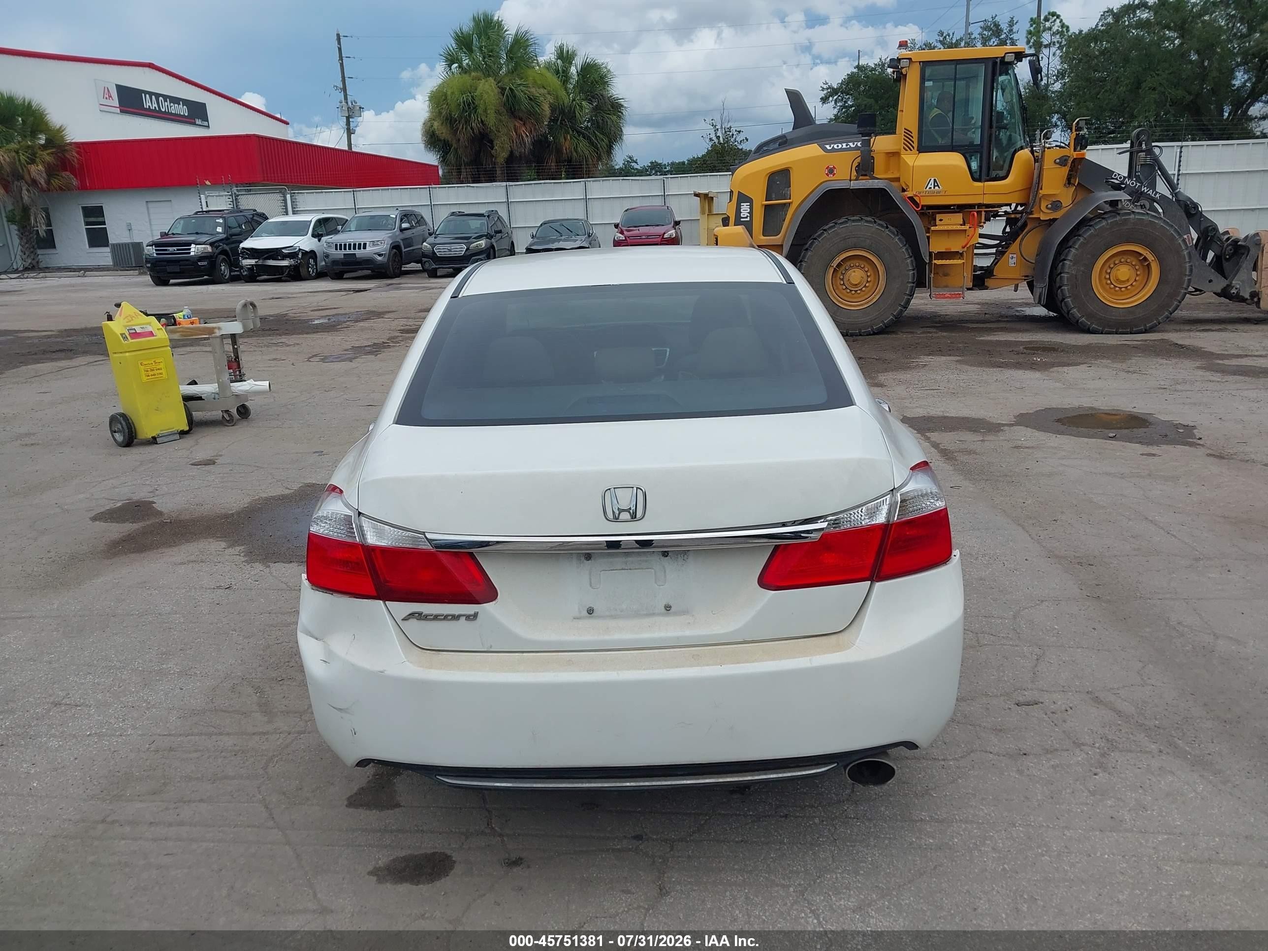 2013 Honda Accord Lx White vin: 1HGCR2F30DA090431