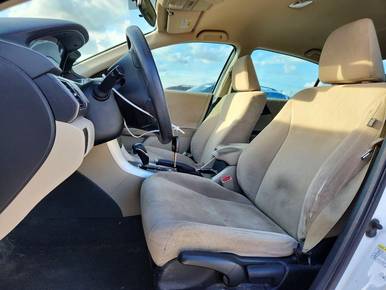 2013 Honda Accord Lx White vin: 1HGCR2F30DA115263