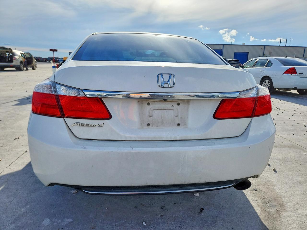 2013 Honda Accord Lx White vin: 1HGCR2F30DA115263