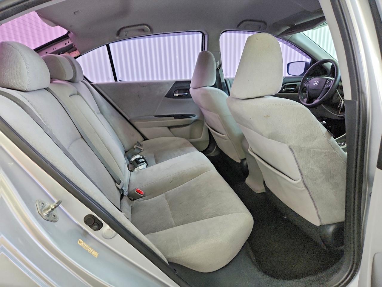 2013 Honda Accord Lx Silver vin: 1HGCR2F30DA144794