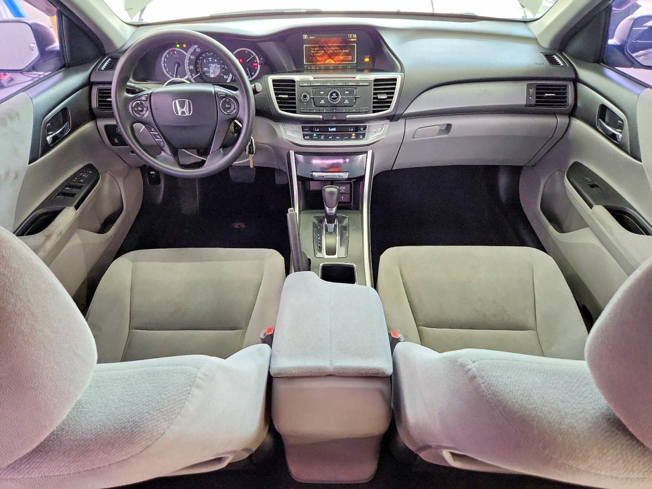 2013 Honda Accord Lx Silver vin: 1HGCR2F30DA144794