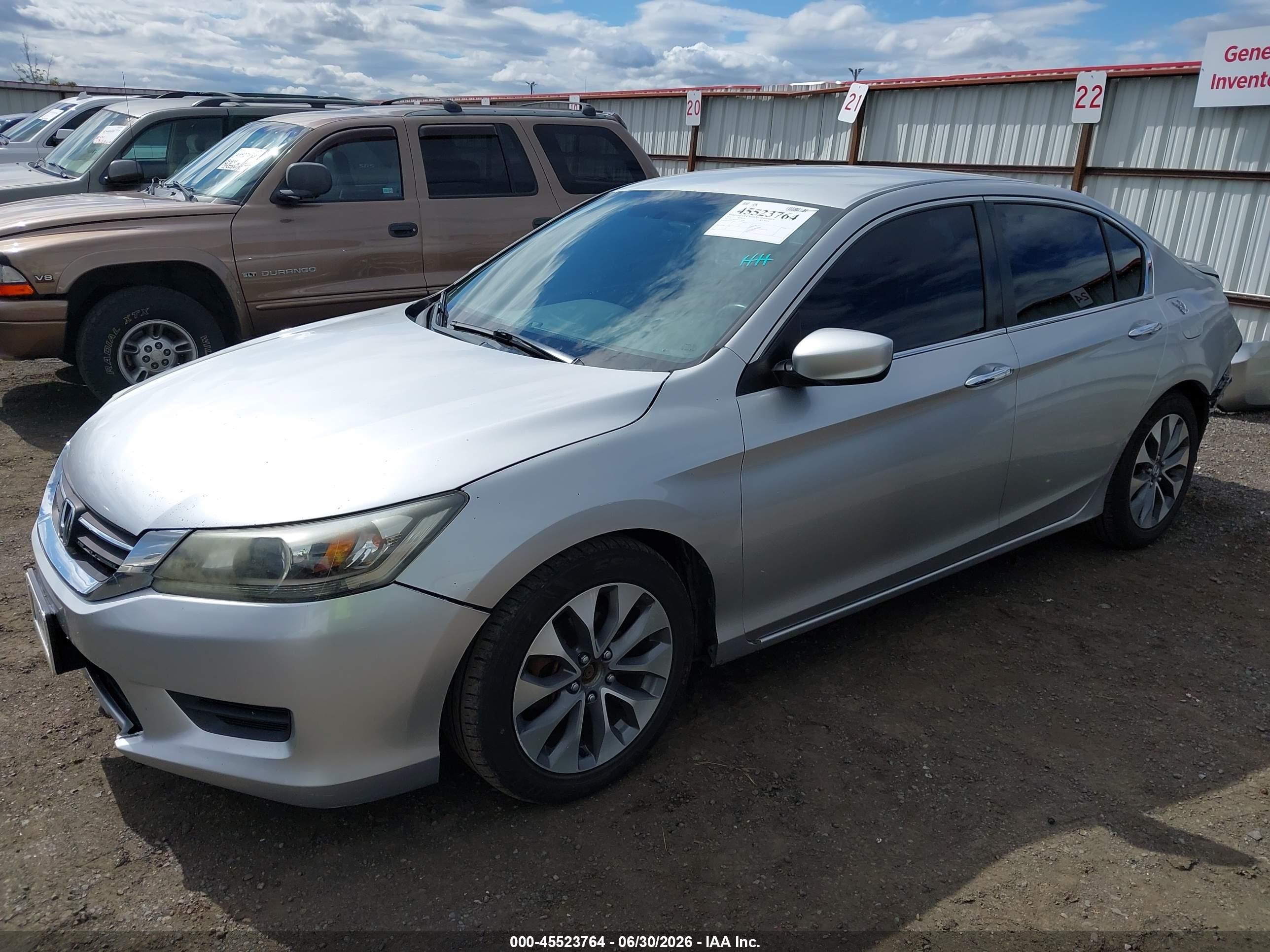 2014 Honda Accord Lx Silver vin: 1HGCR2F30EA070309