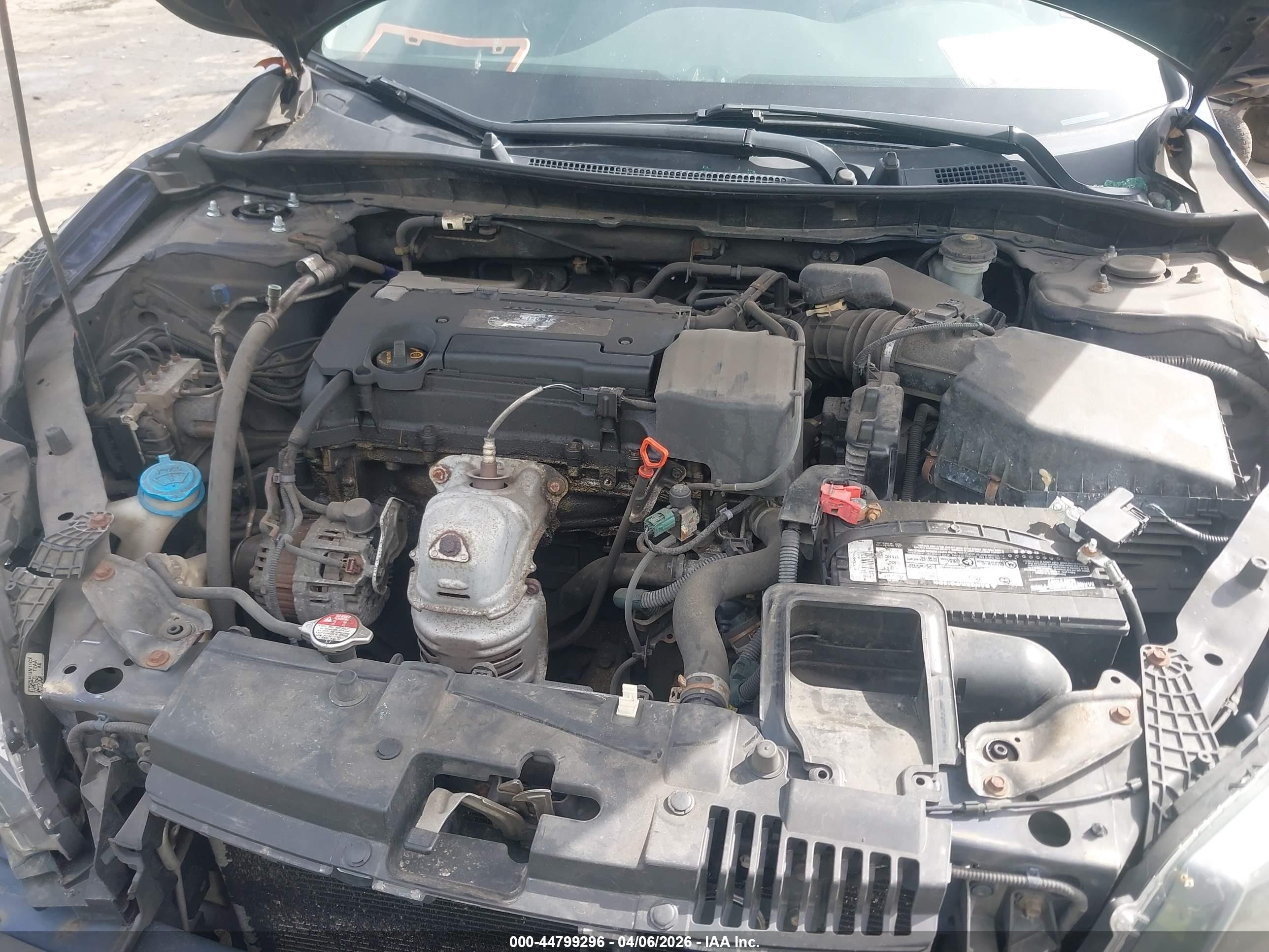 2014 Honda Accord Lx Blue vin: 1HGCR2F30EA083044