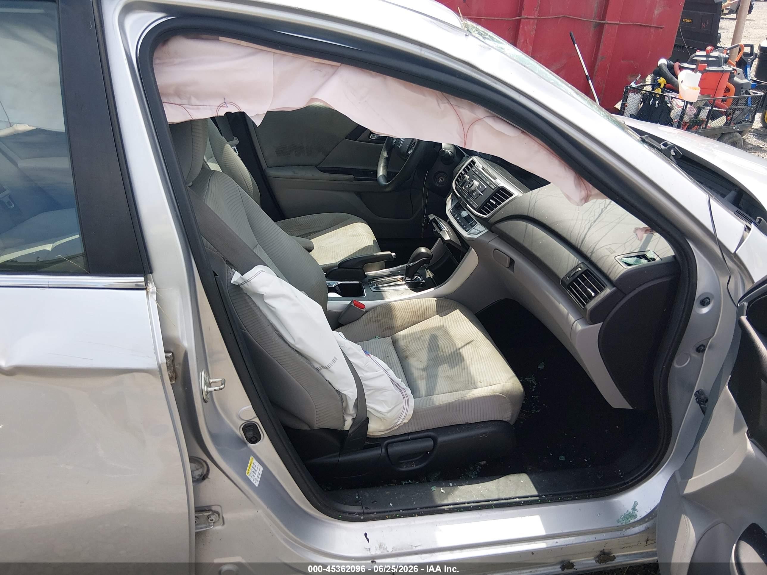 2015 Honda Accord Lx Silver vin: 1HGCR2F30FA010032