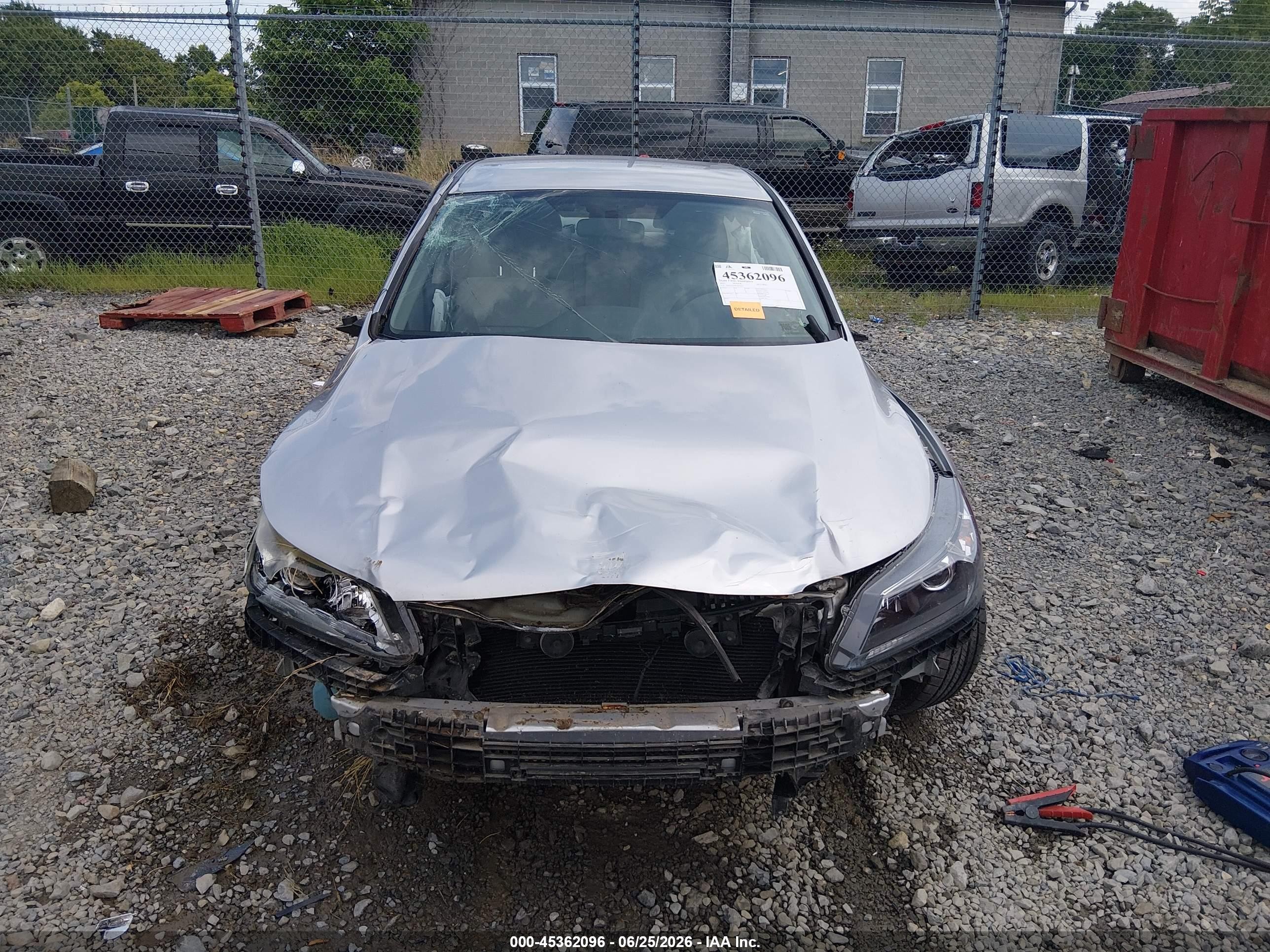 2015 Honda Accord Lx Silver vin: 1HGCR2F30FA010032