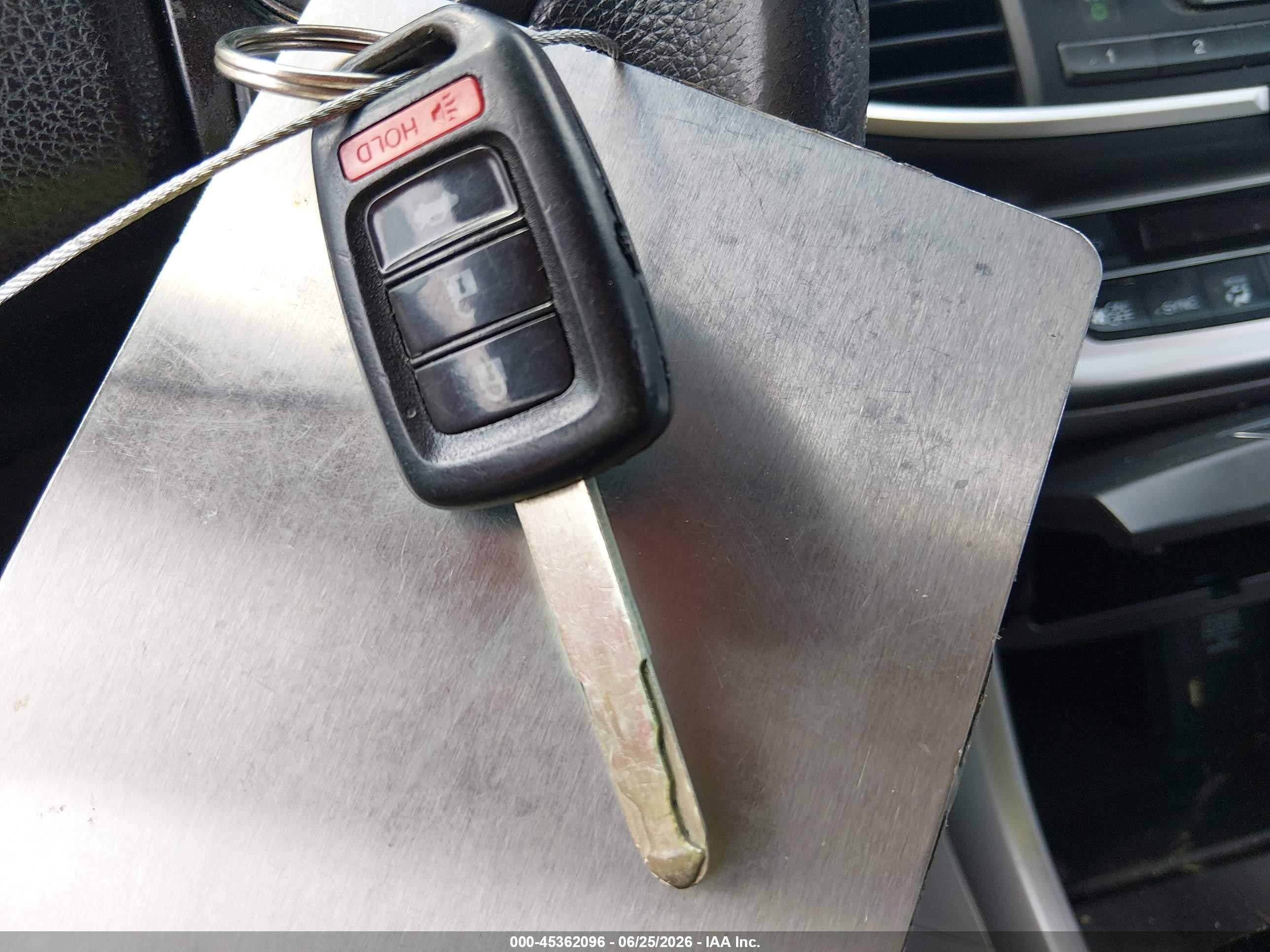 2015 Honda Accord Lx Silver vin: 1HGCR2F30FA010032