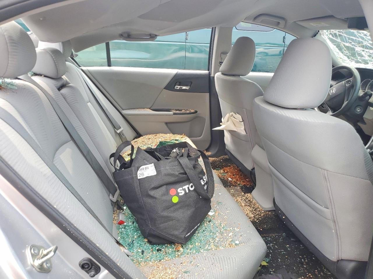 2015 Honda Accord Lx Серый vin: 1HGCR2F30FA086835