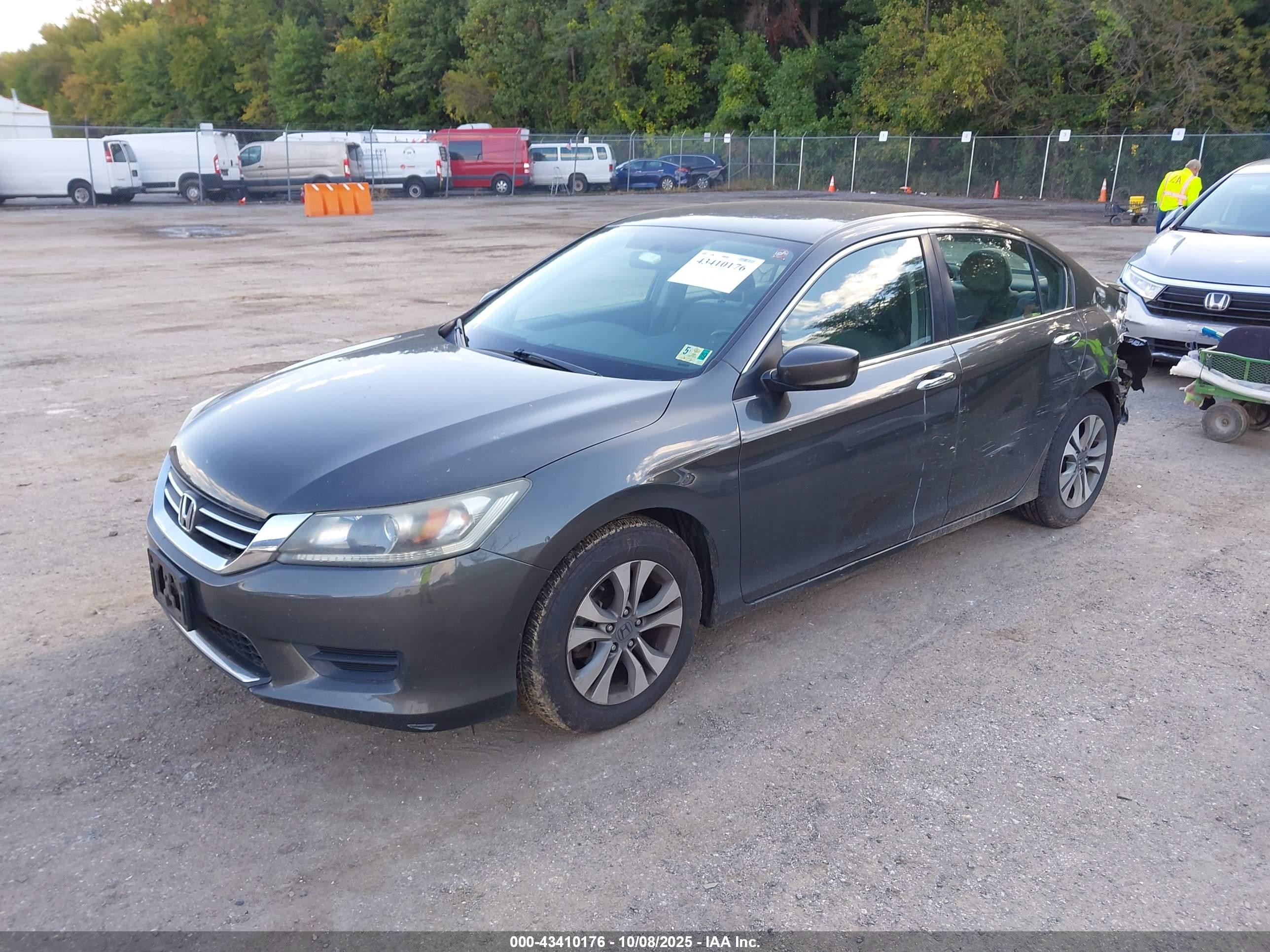 2015 Honda Accord Lx Серый vin: 1HGCR2F30FA095826